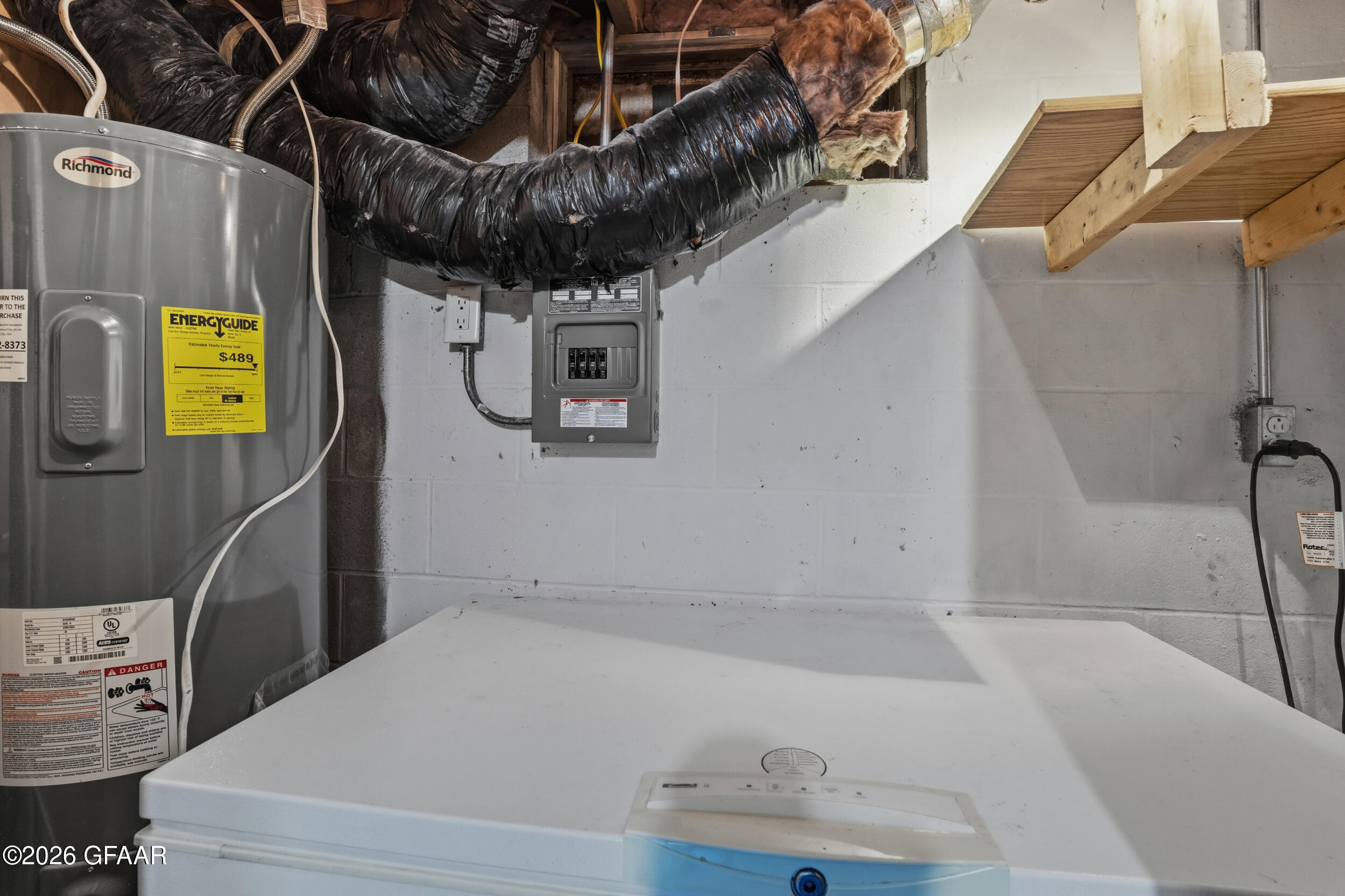 main property photo 18
