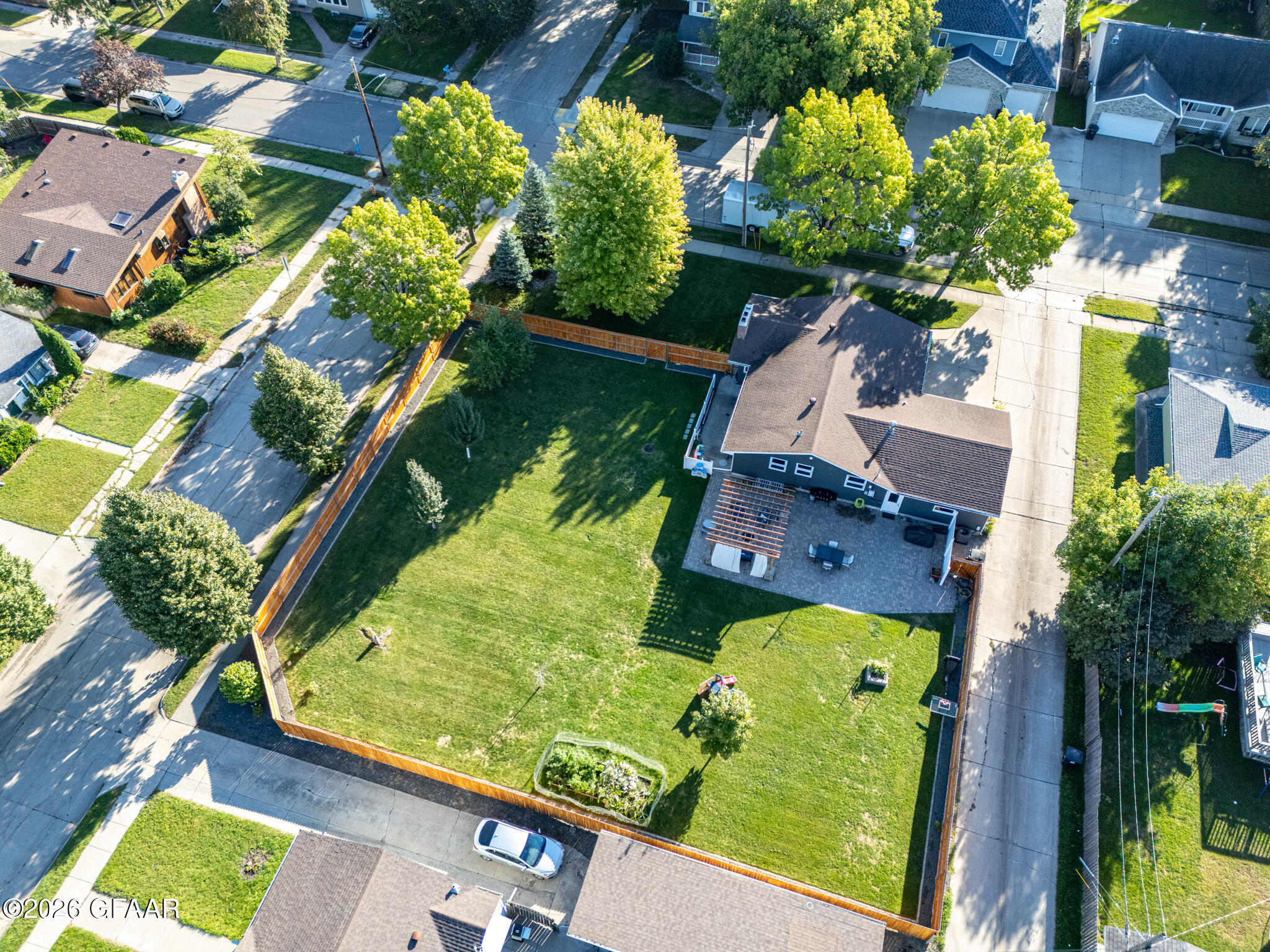 main property photo 38