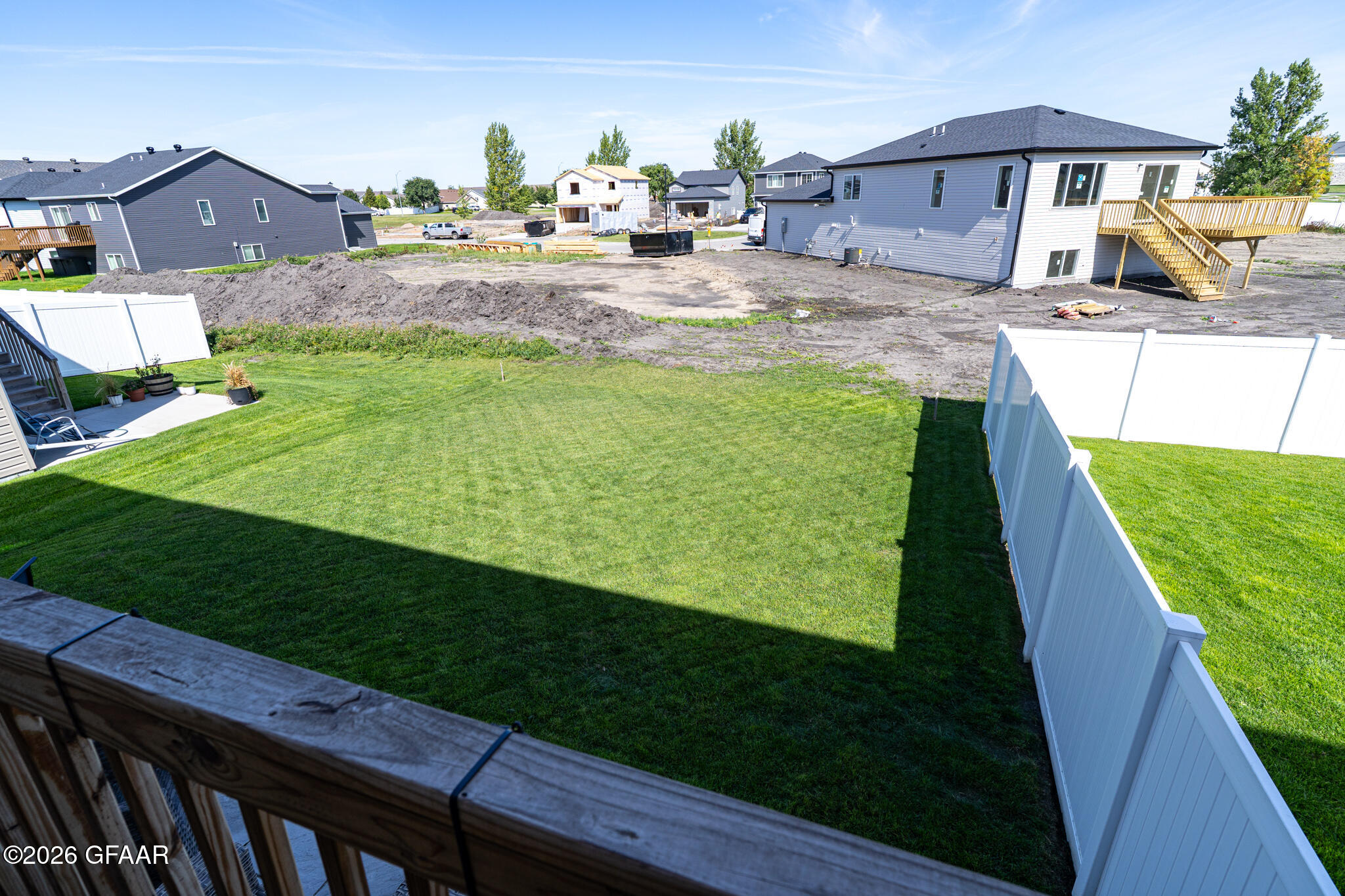 main property photo 25