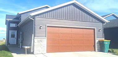 image of property with 3 Bed | 2 Bath | 1,802 Sqft