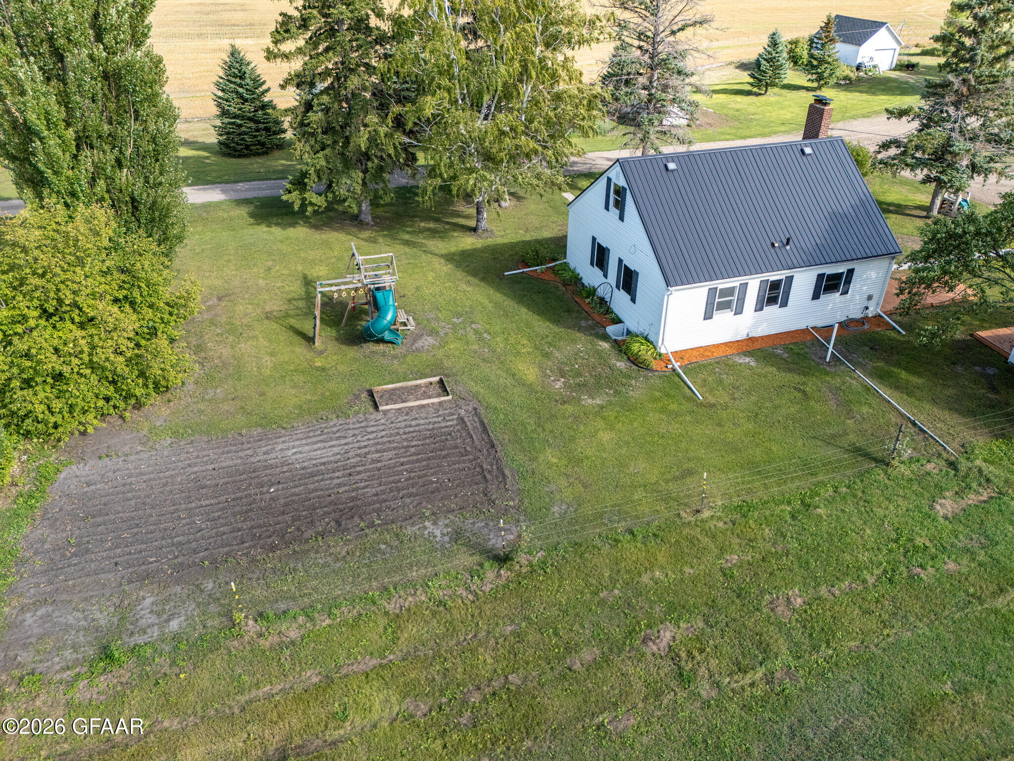 main property photo 29