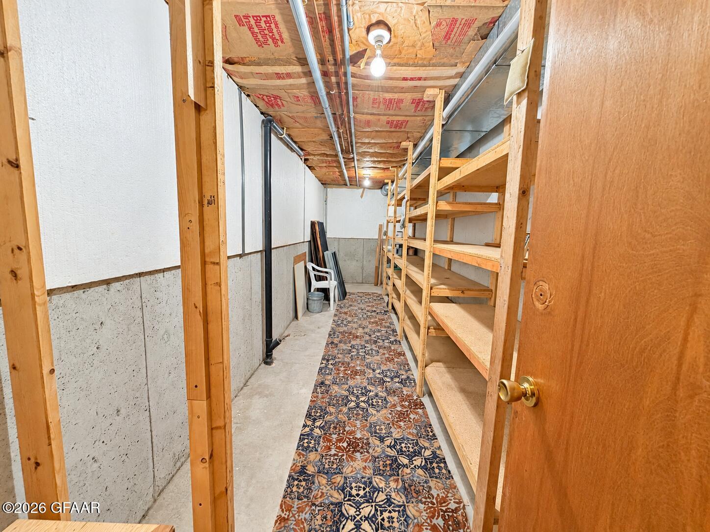 main property photo 17