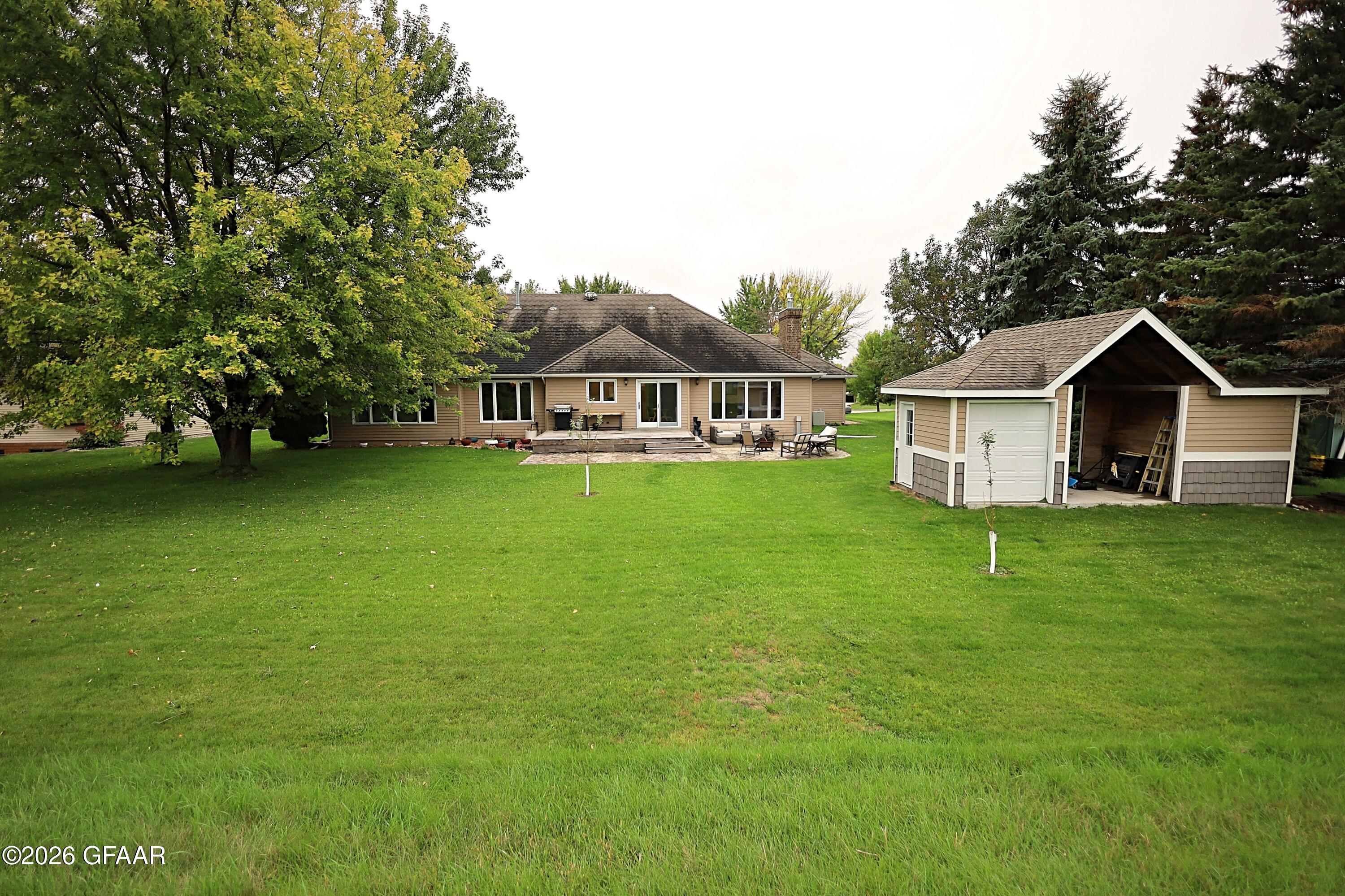 main property photo 30