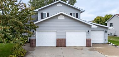 image of property with 4 Bed | 2 Bath | 3,334 Sqft