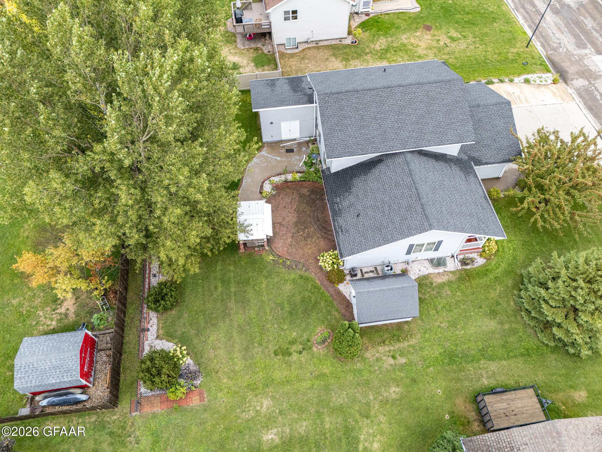 main property photo 15