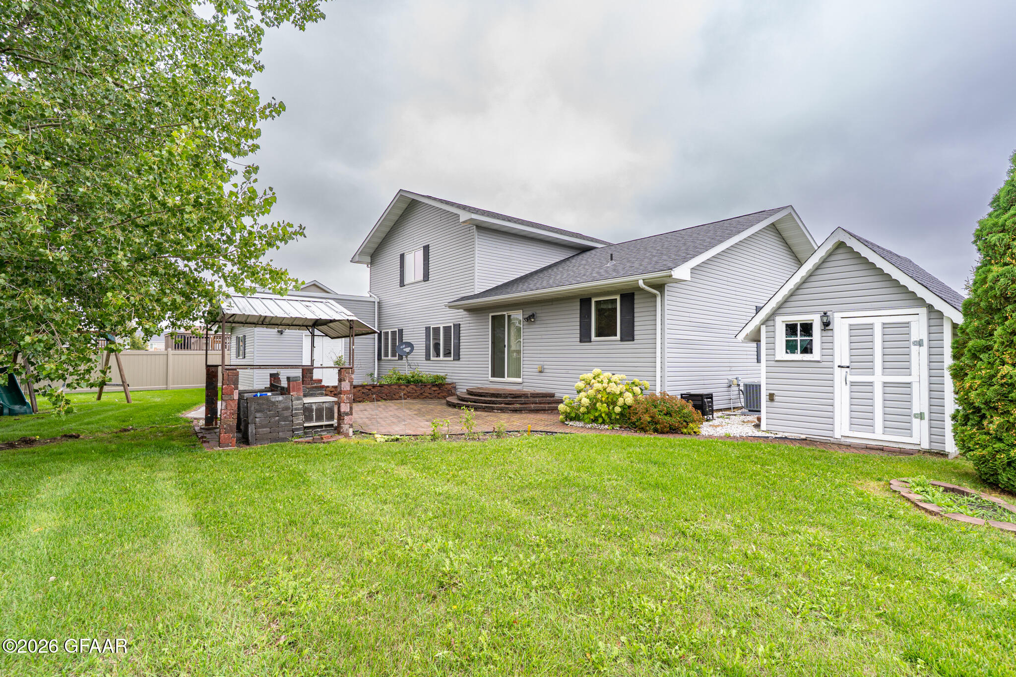 main property photo 39