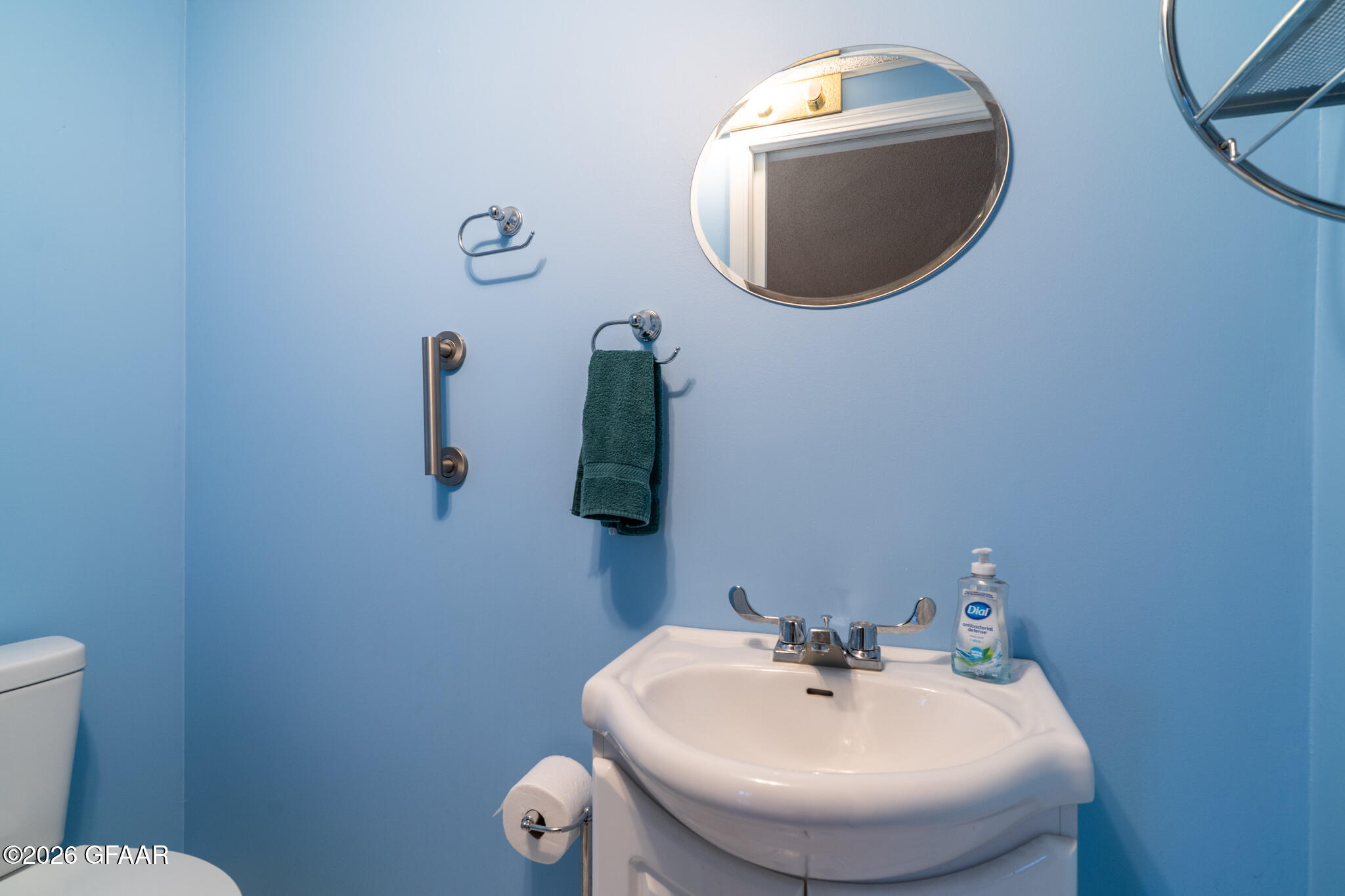 main property photo 13