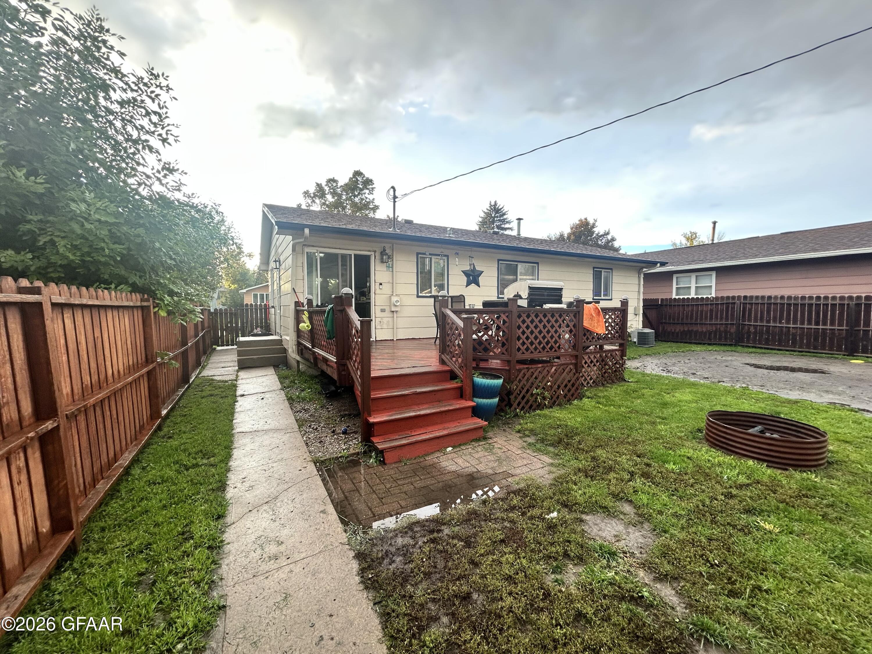 main property photo 19