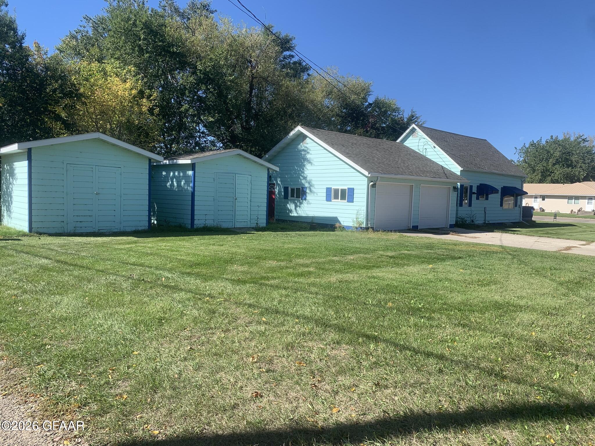 main property photo 3