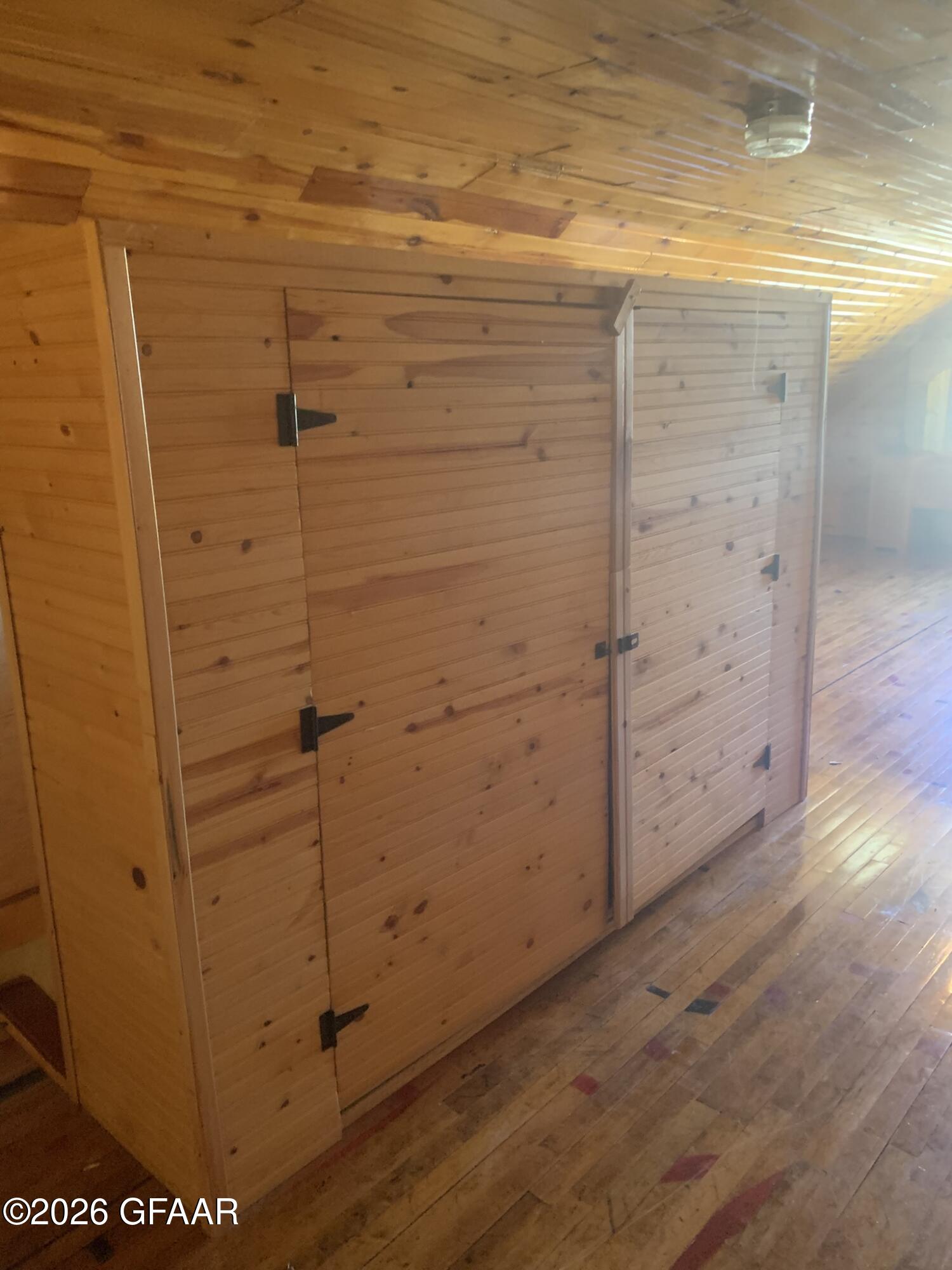 main property photo 46