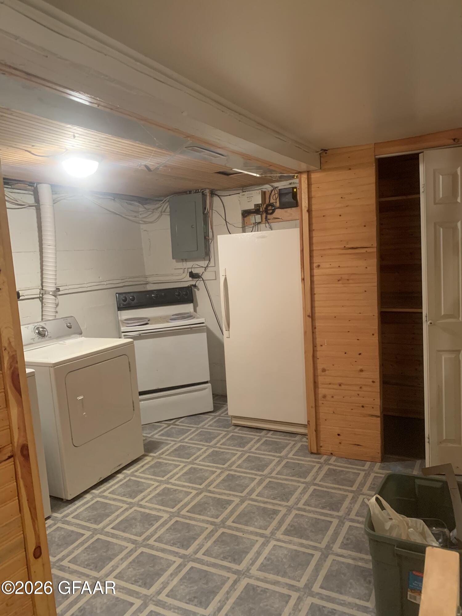 main property photo 60