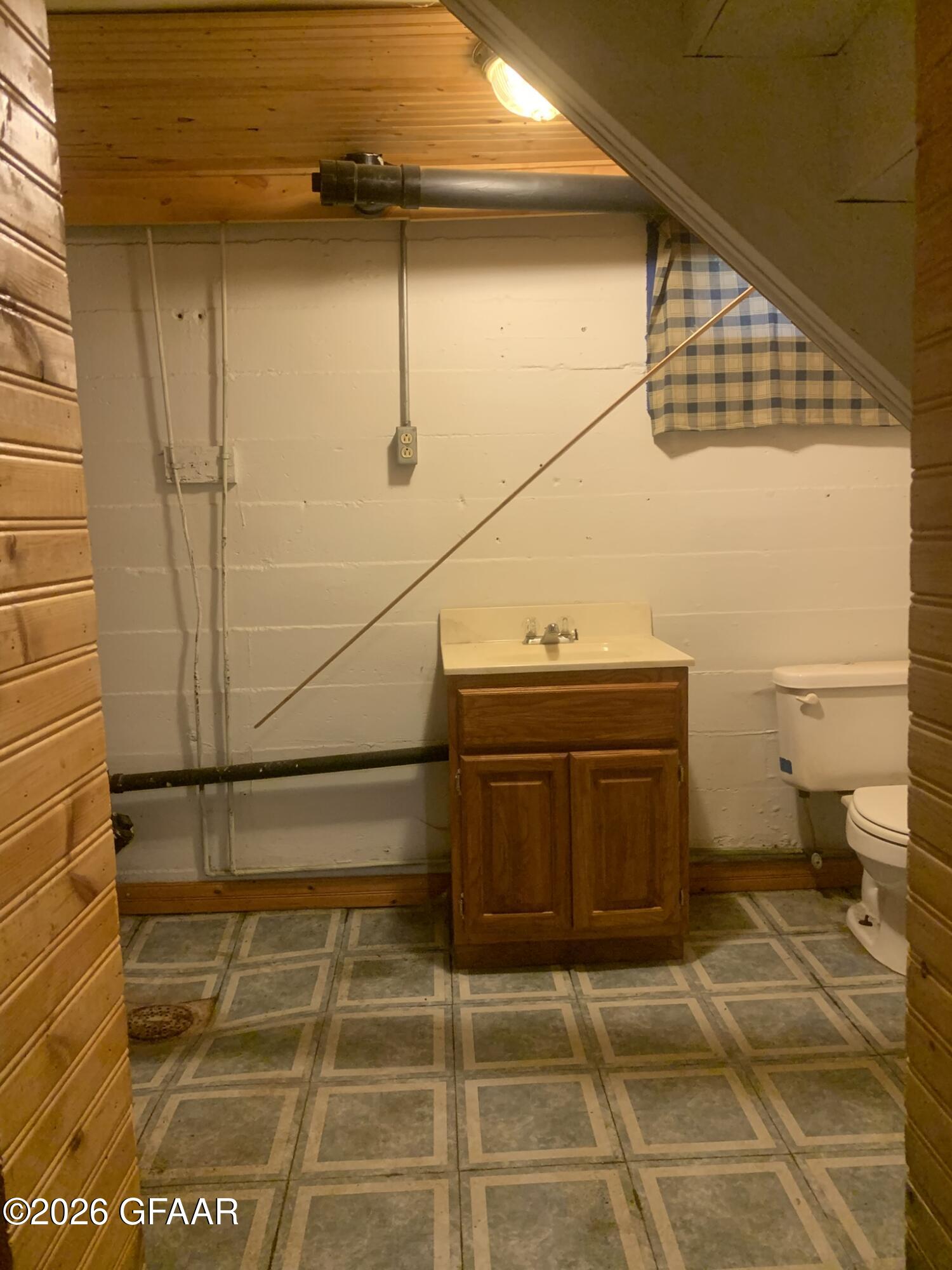 main property photo 63