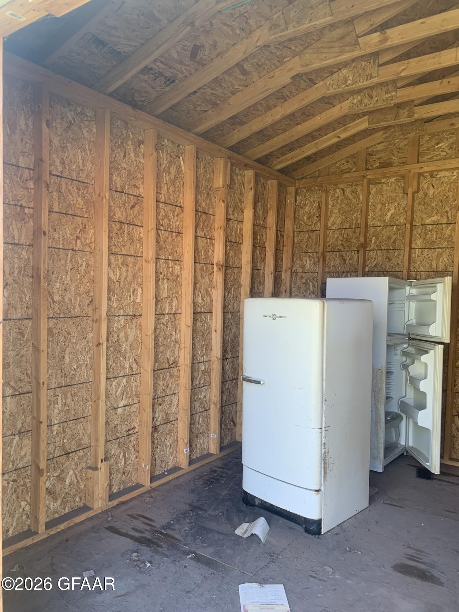 main property photo 75