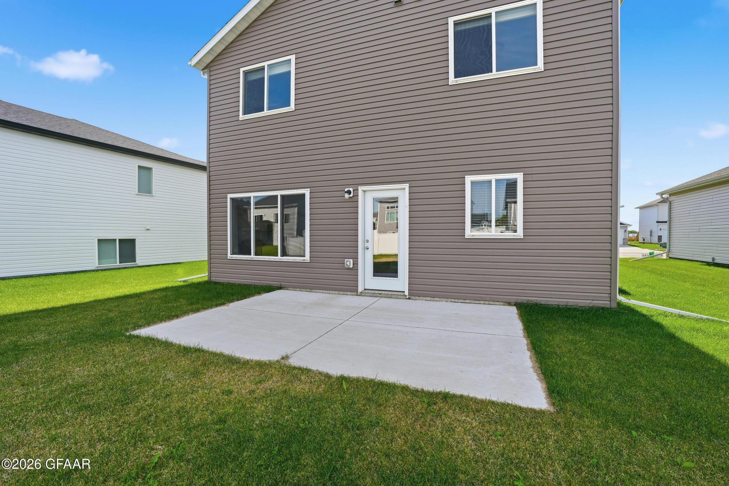 main property photo 29