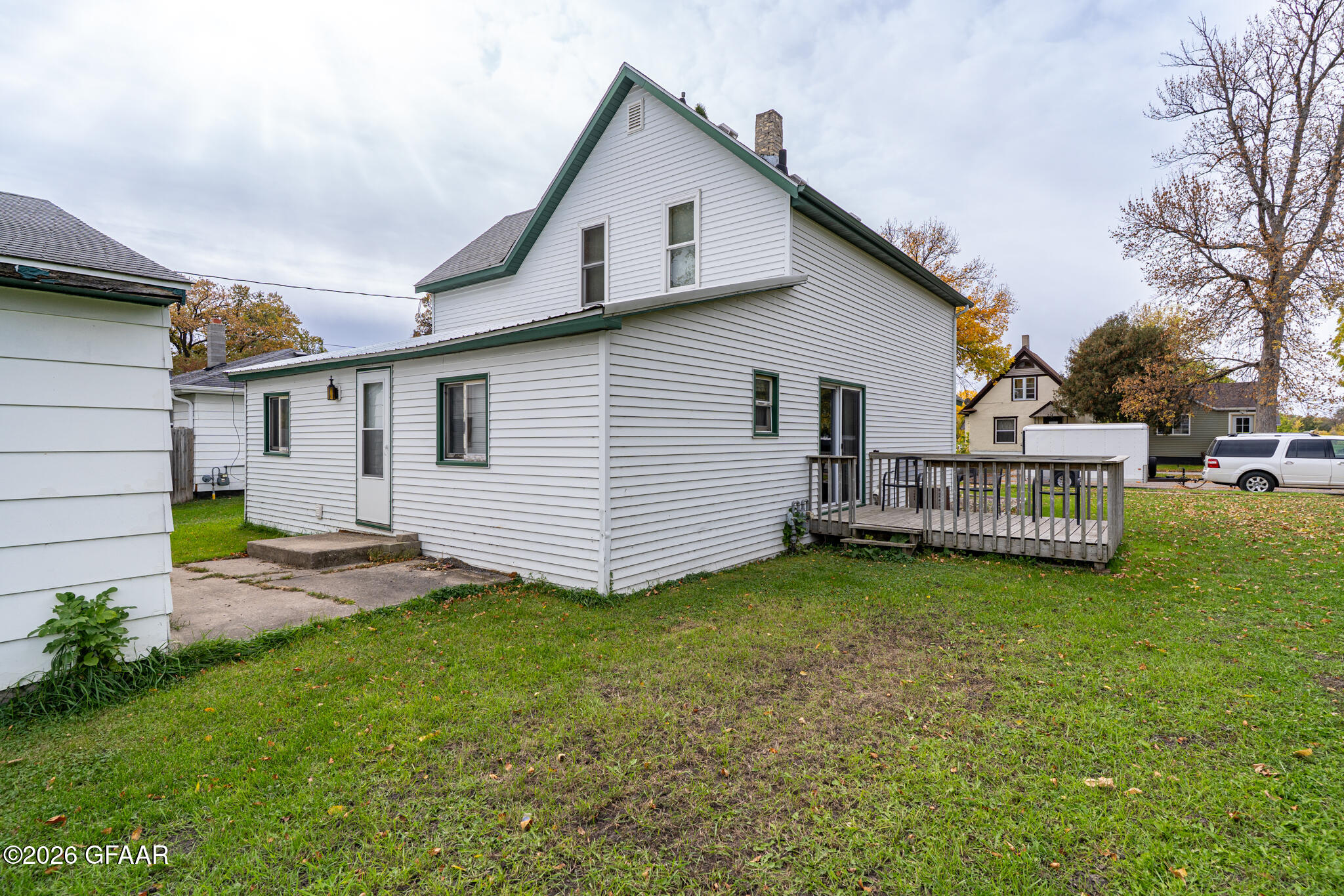 main property photo 3