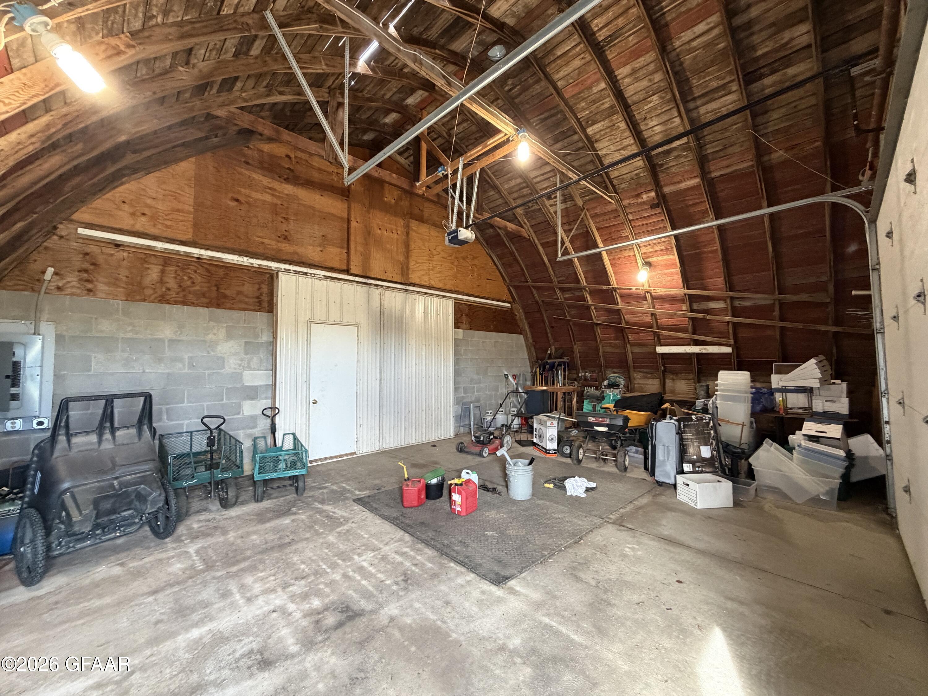 main property photo 75