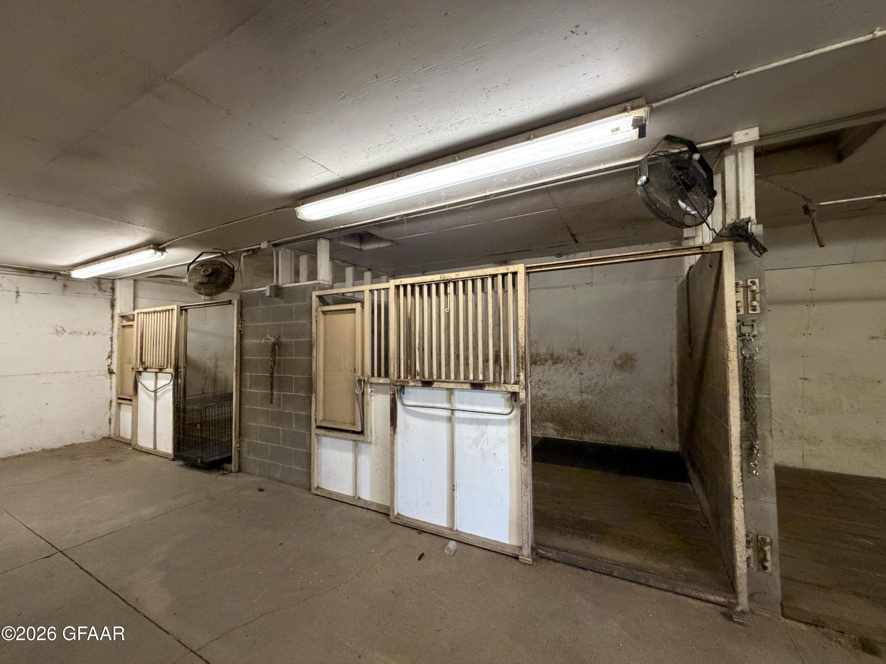 main property photo 77