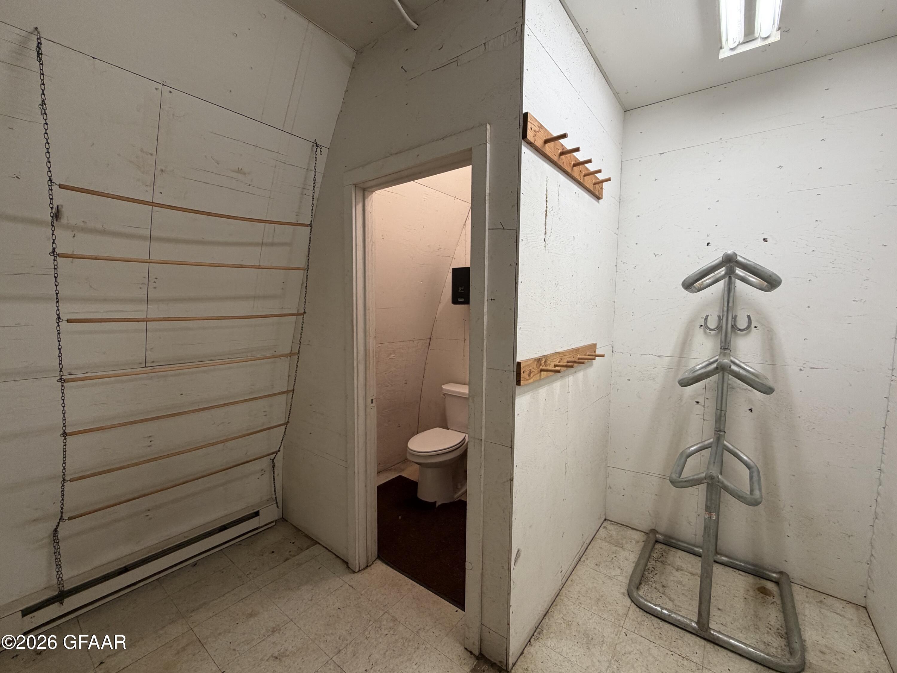 main property photo 79