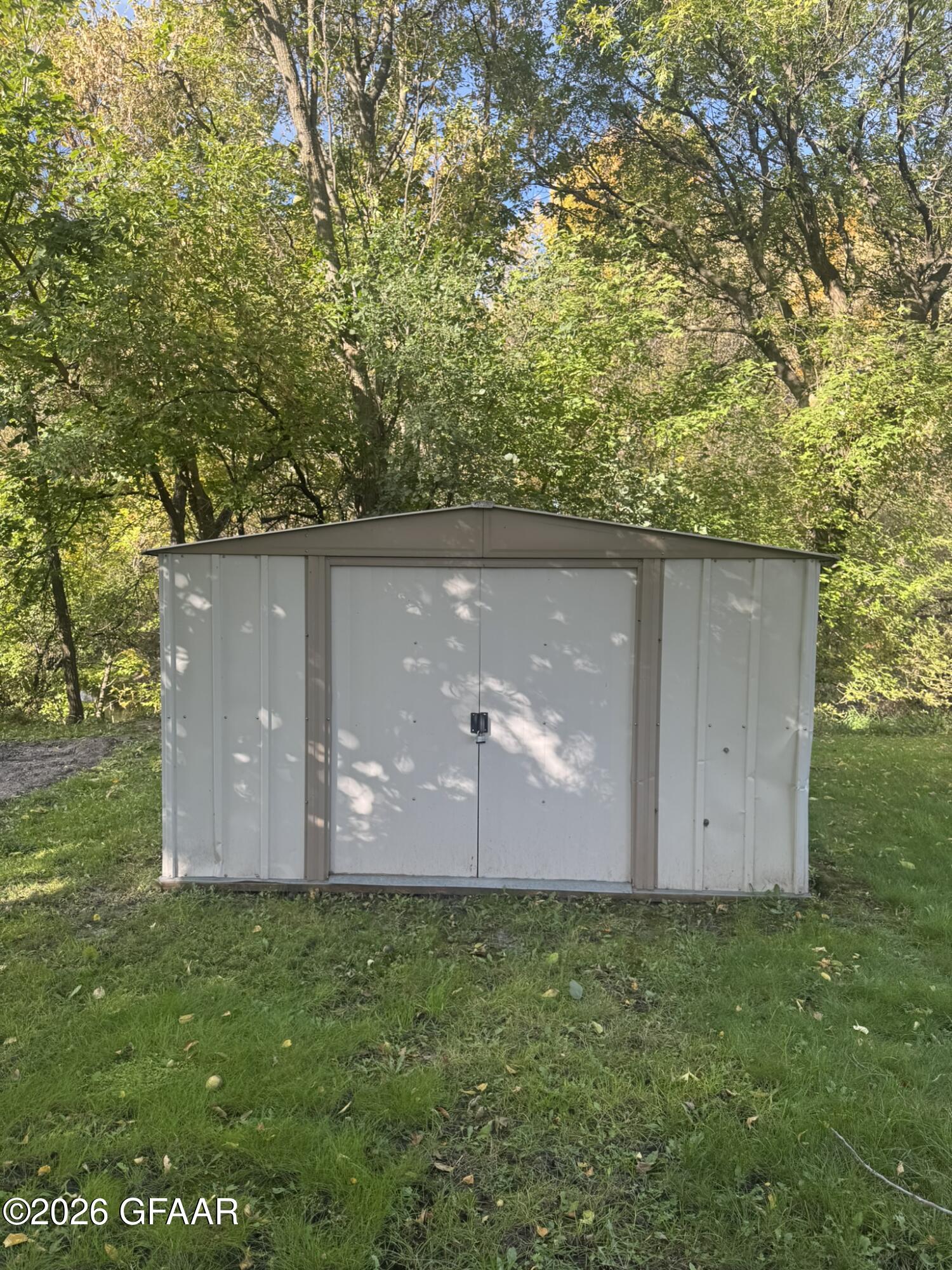 main property photo 21