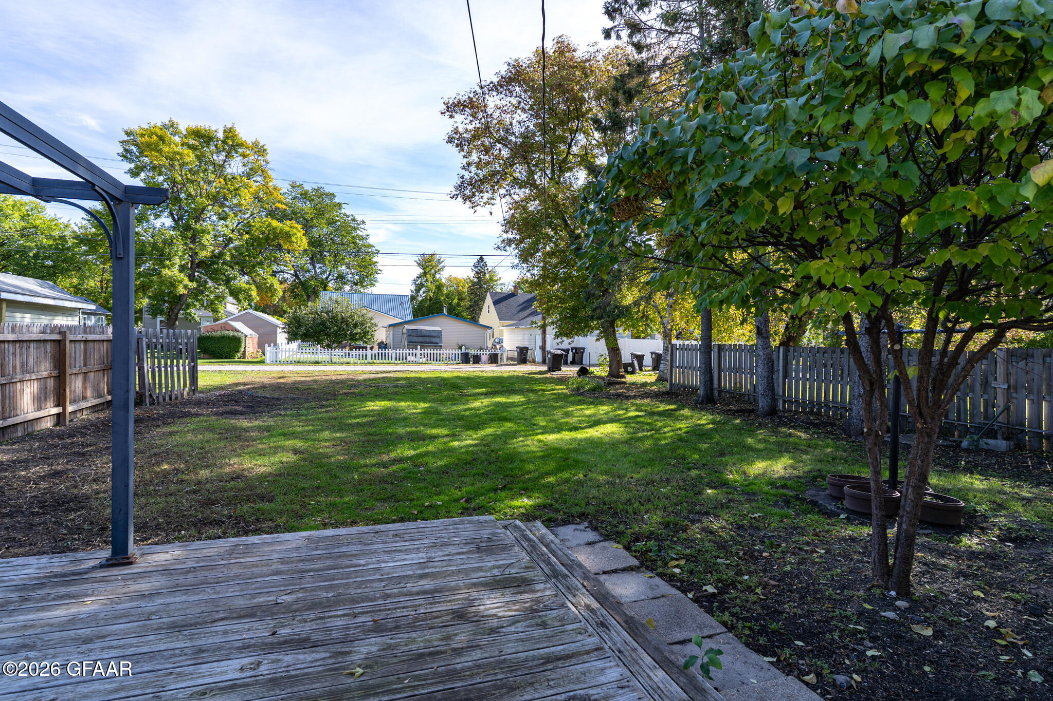 main property photo 23