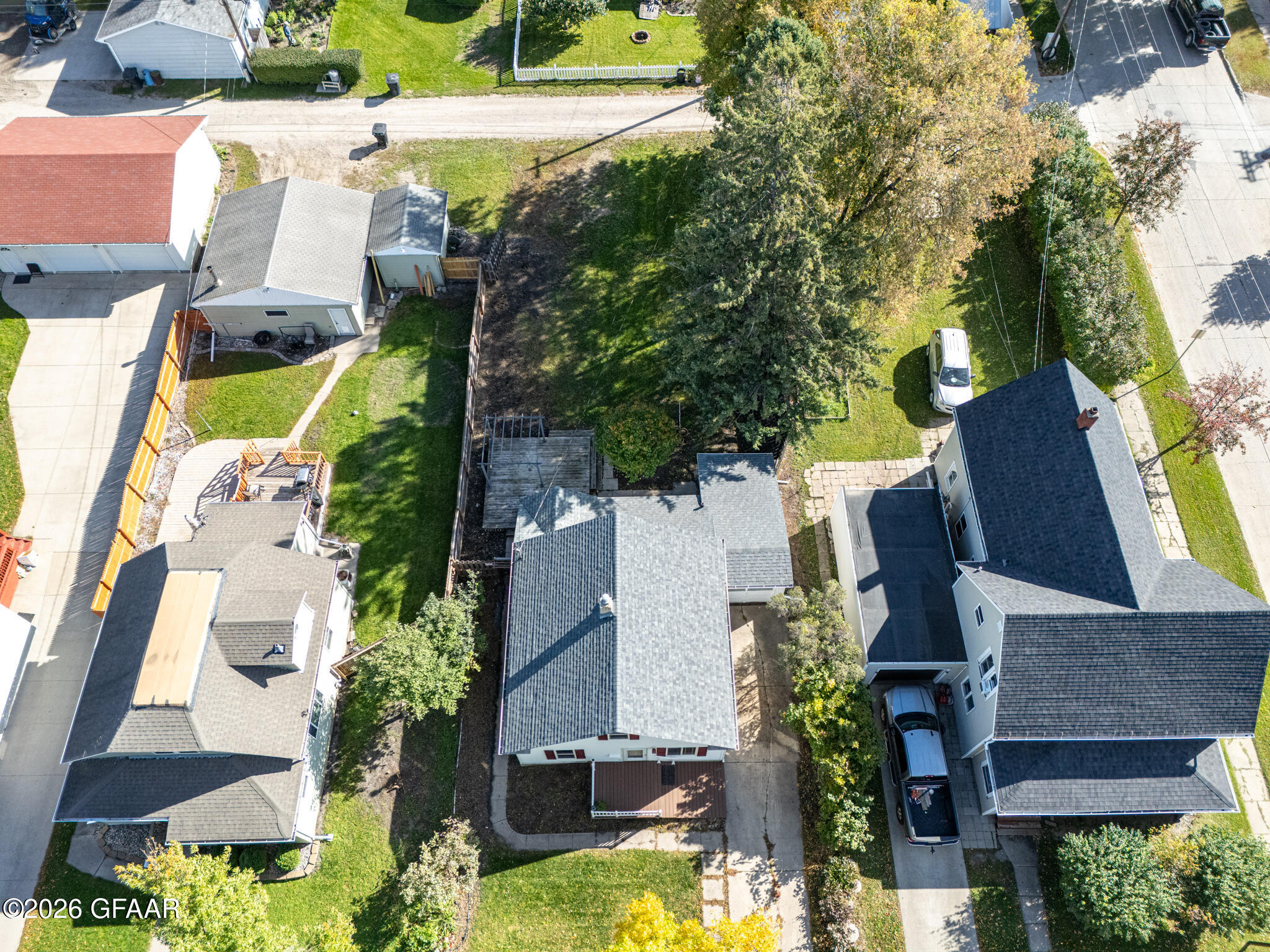 main property photo 26