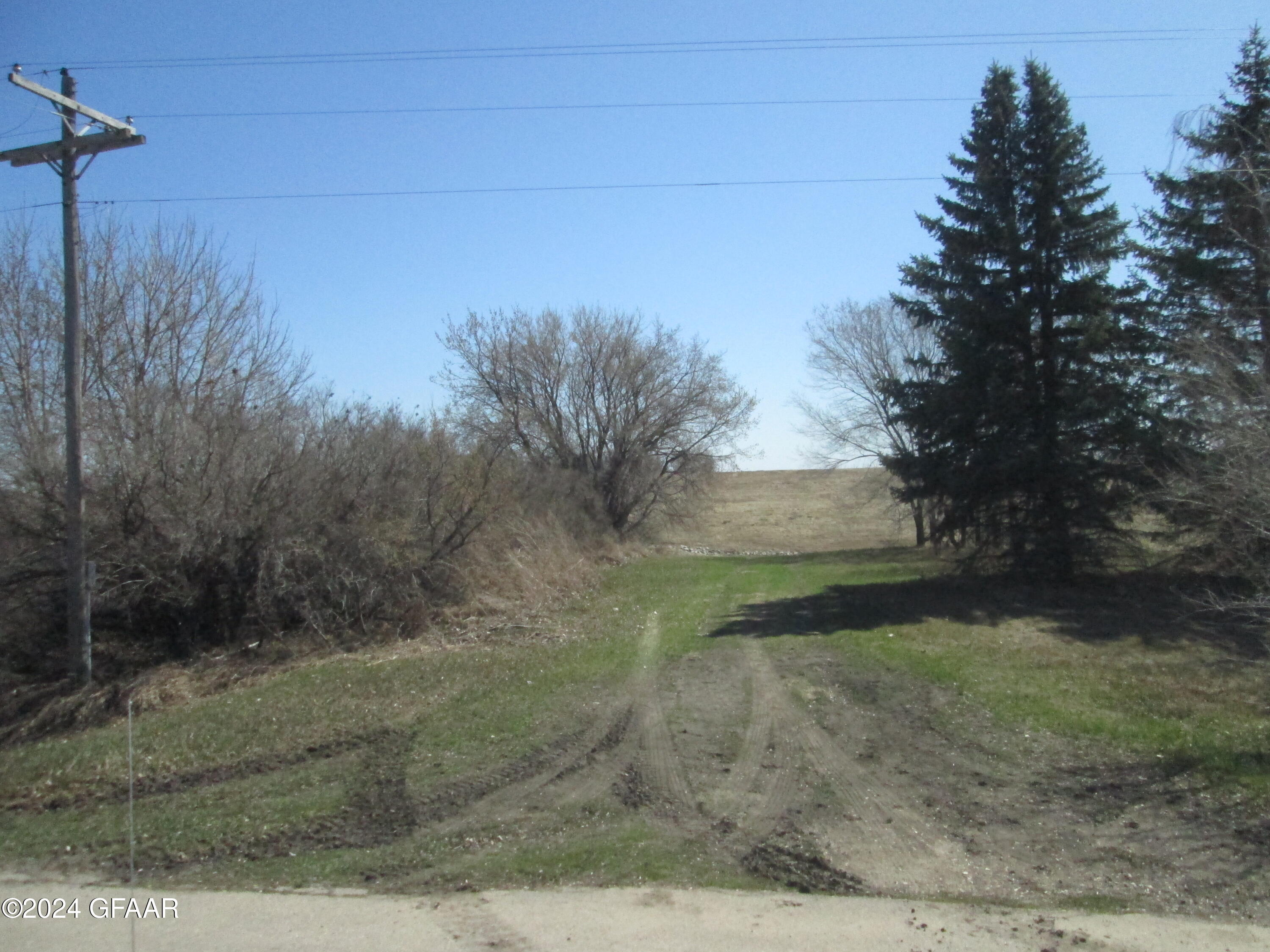 main property photo 12