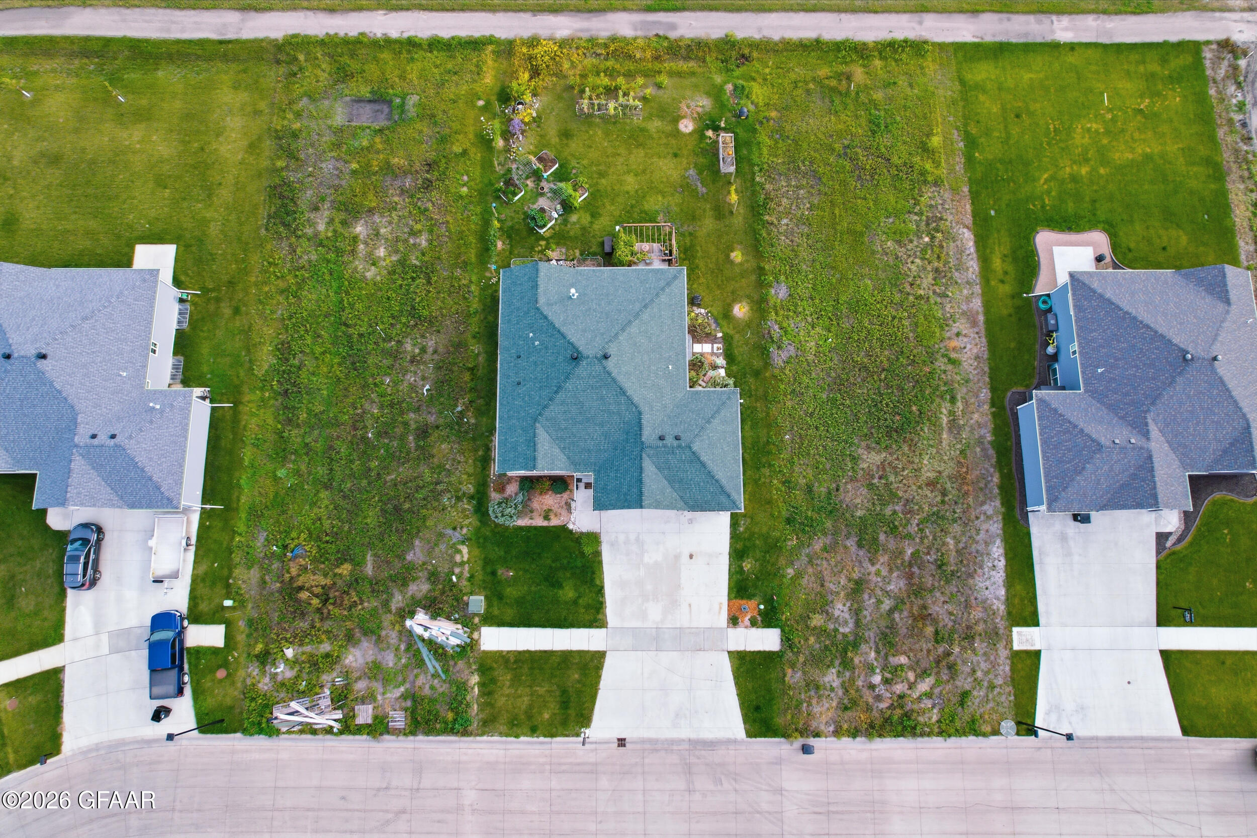 main property photo 42