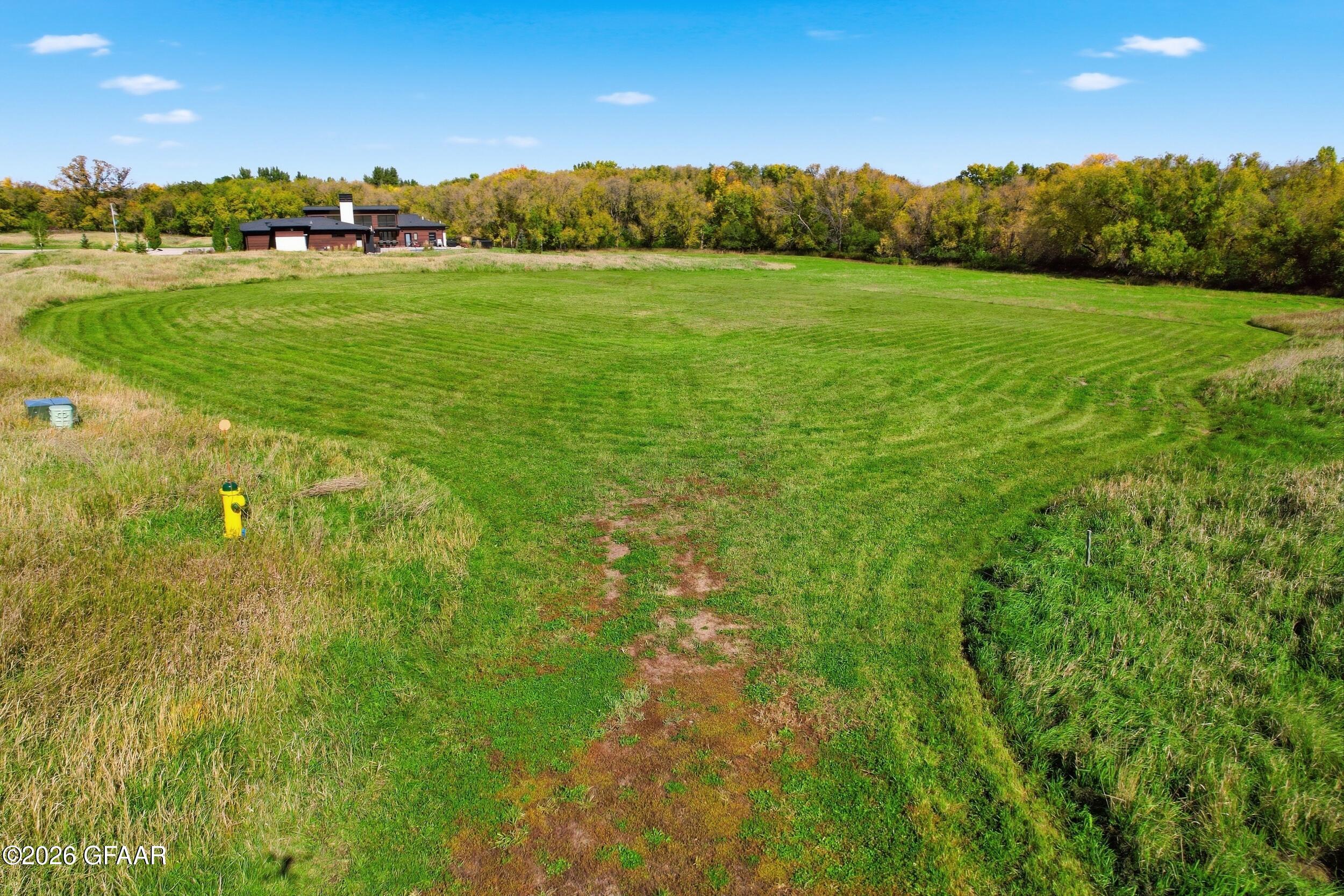 main property photo 12