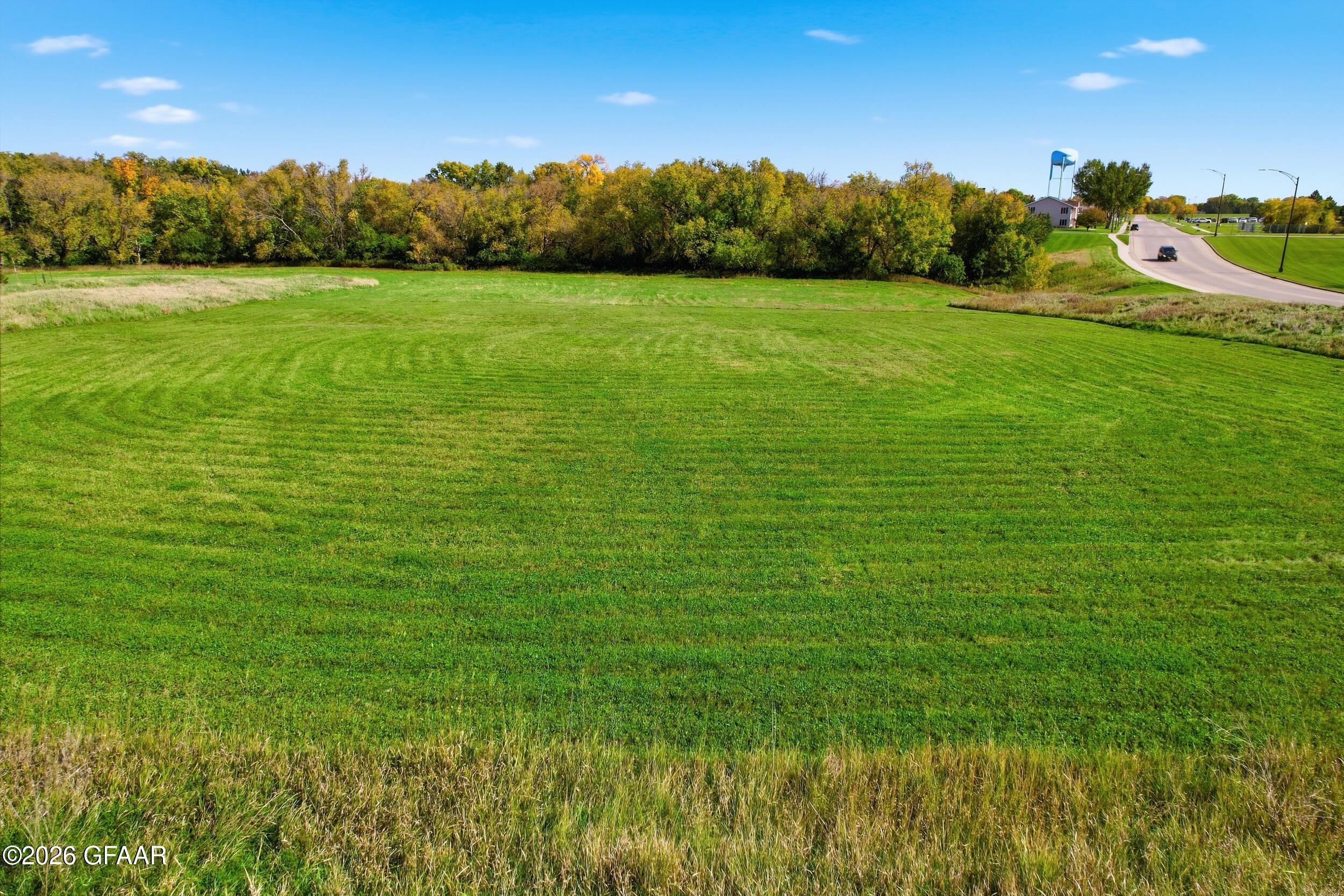 main property photo 13