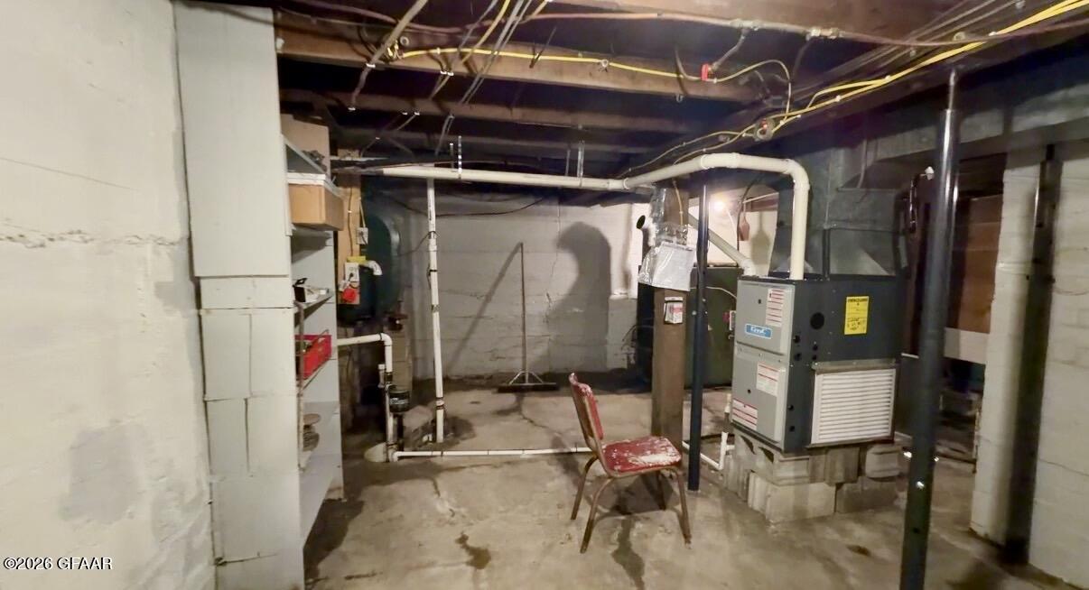 main property photo 19