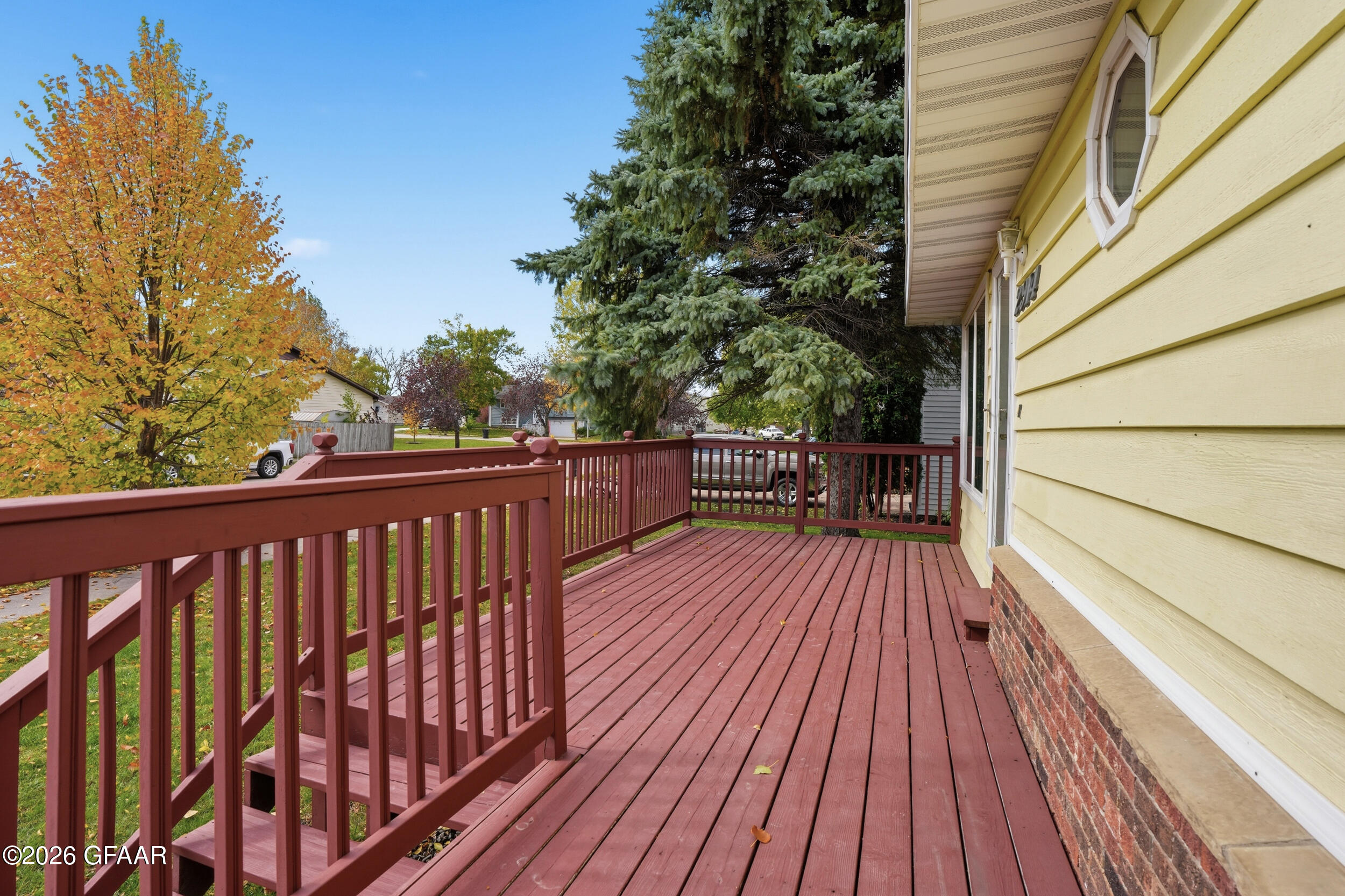 main property photo 28