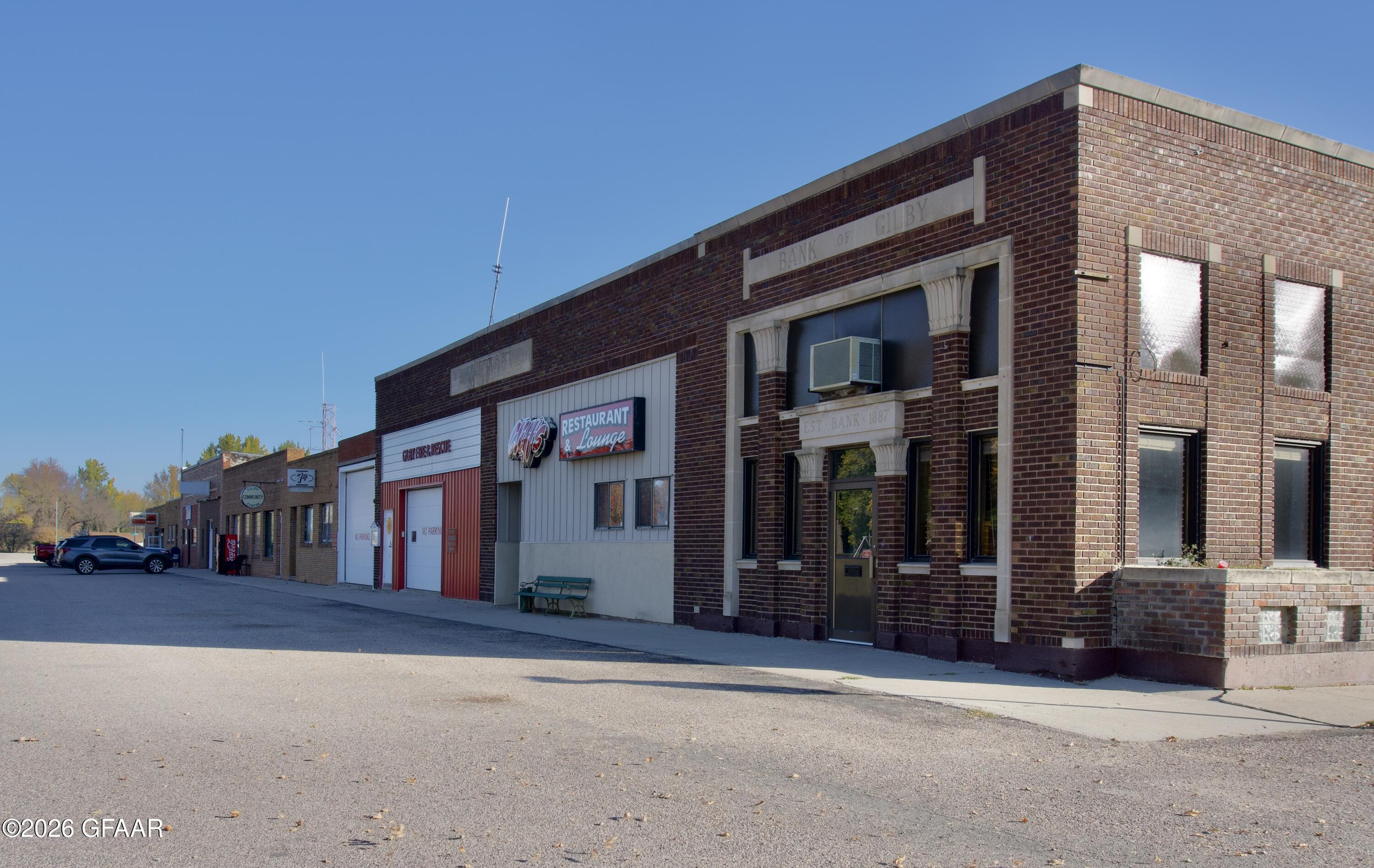 main property photo 18