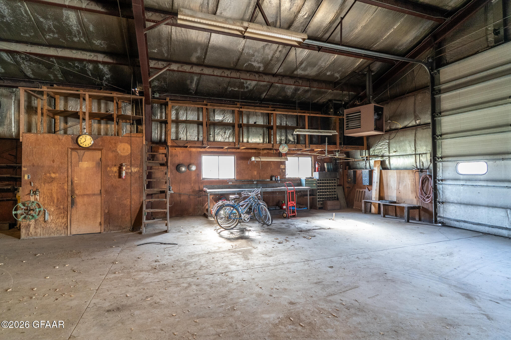main property photo 43