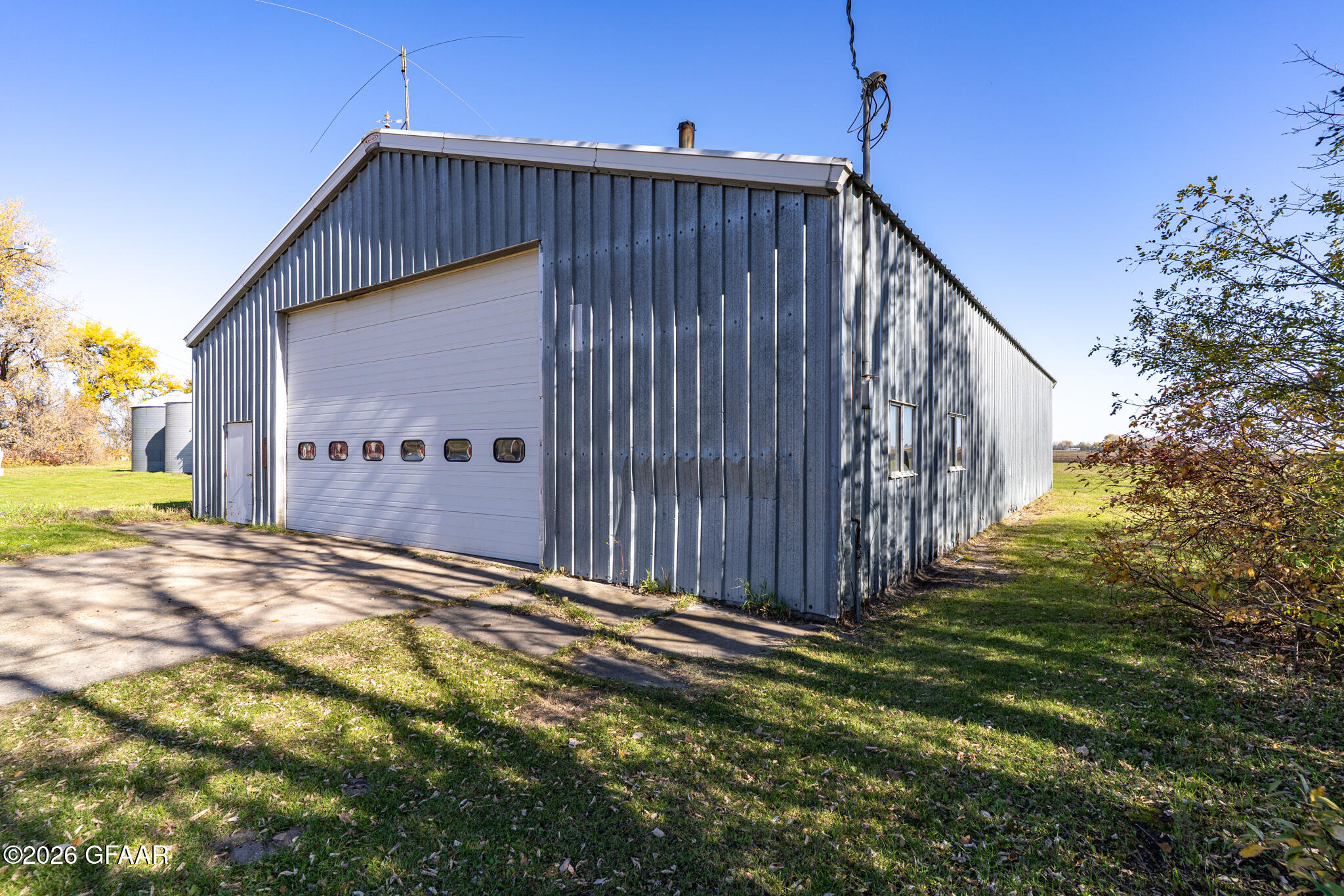 main property photo 44