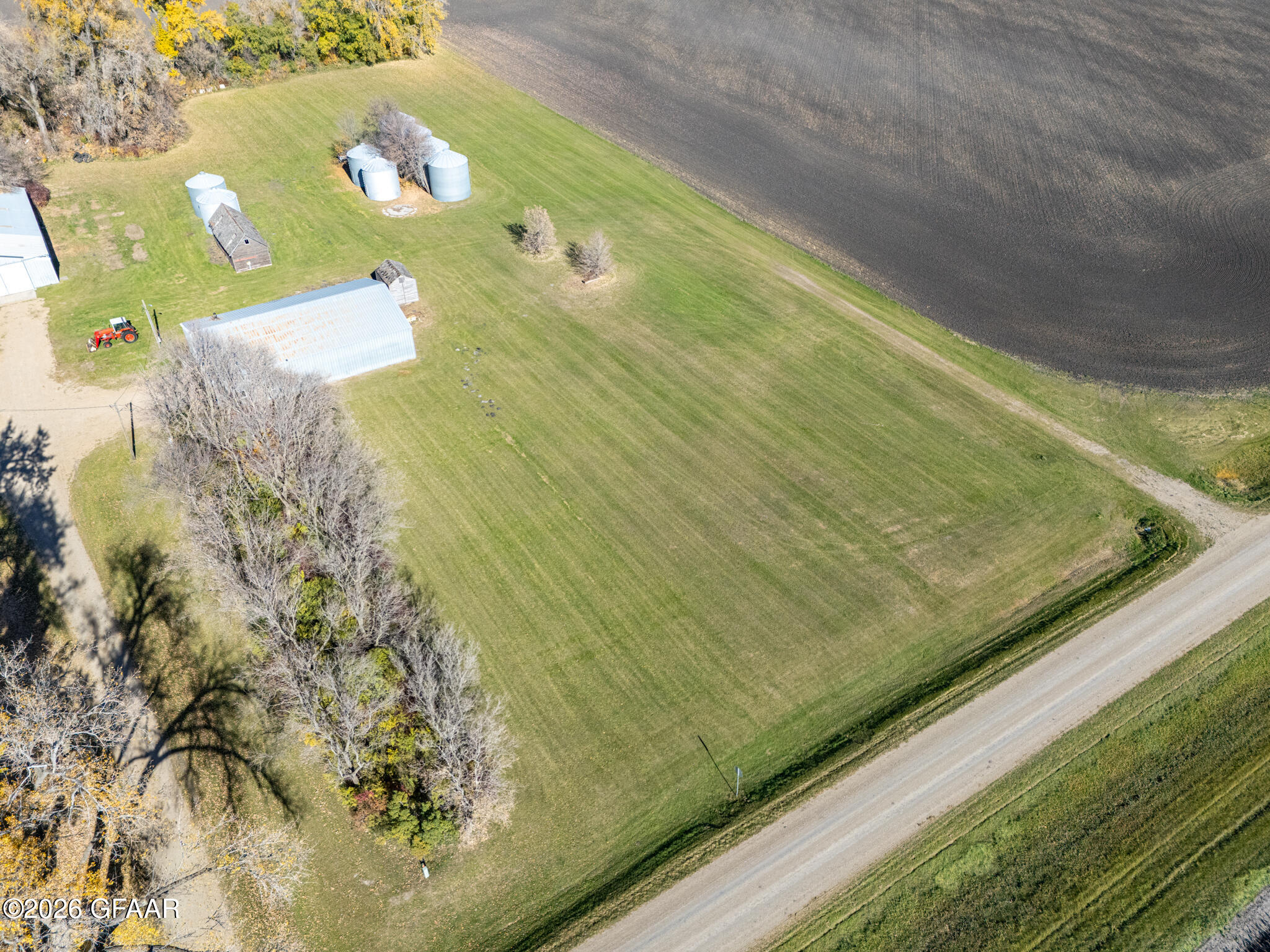 main property photo 50