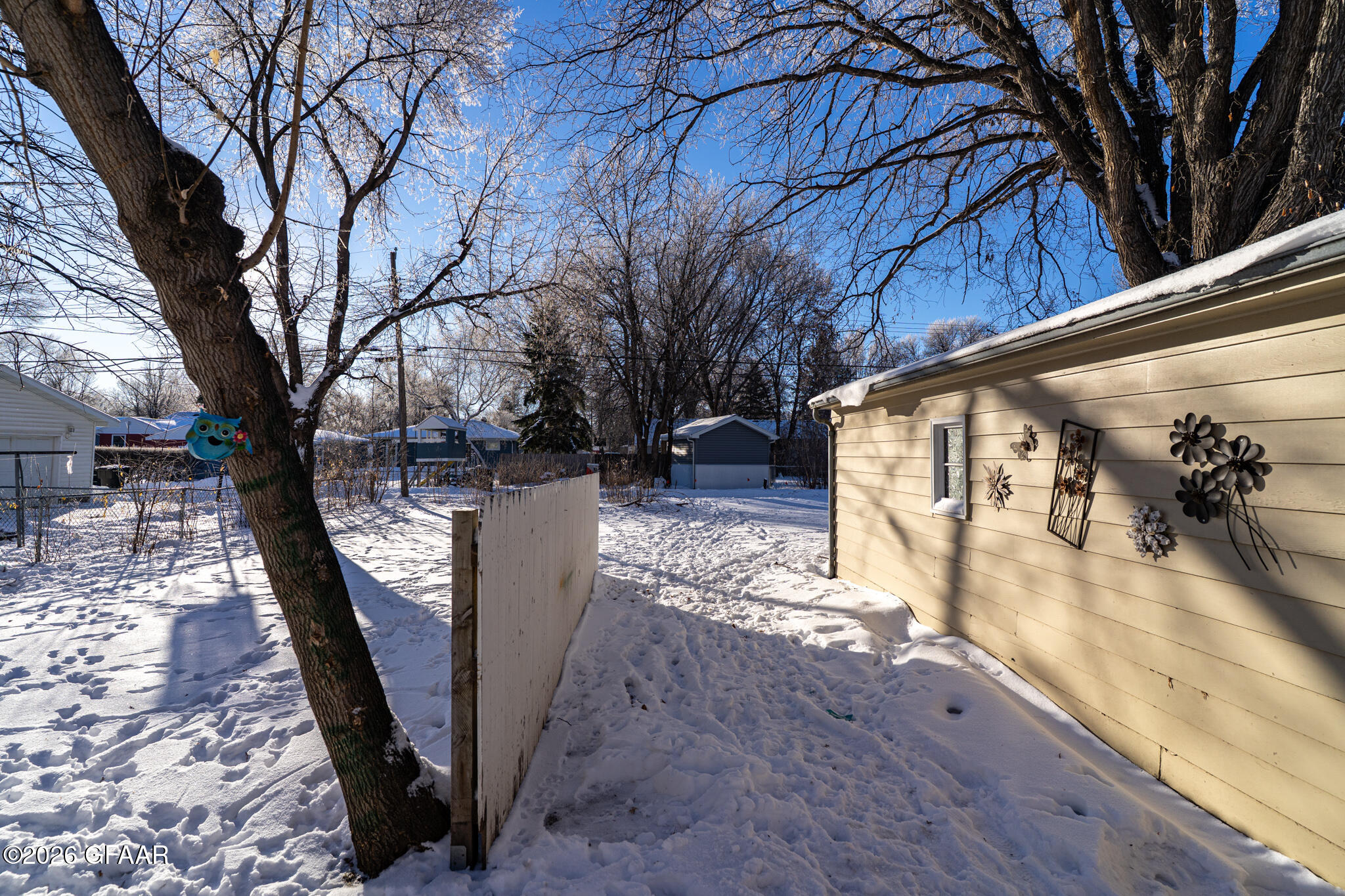 property viewer photo 20