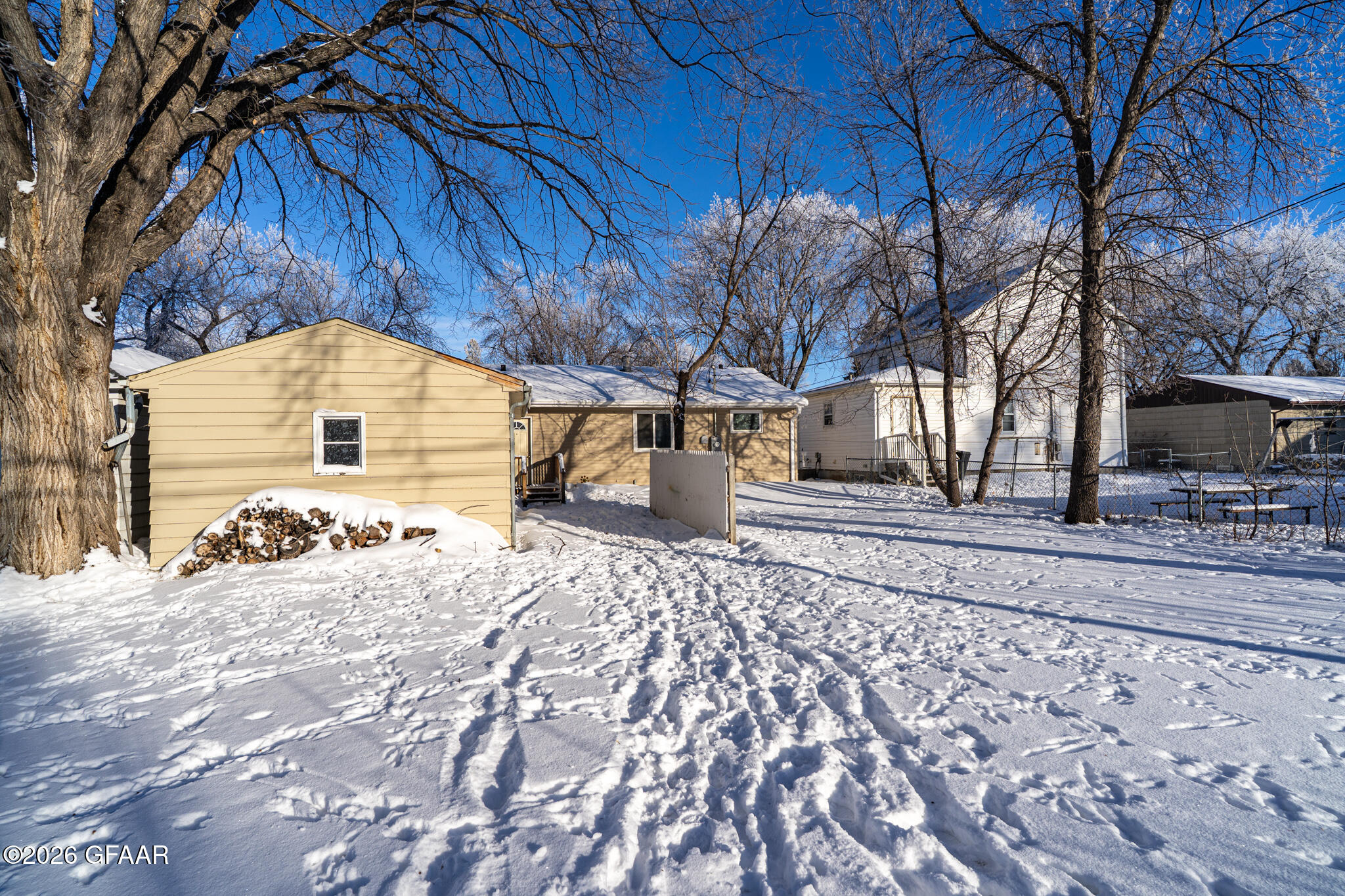 property viewer photo 21