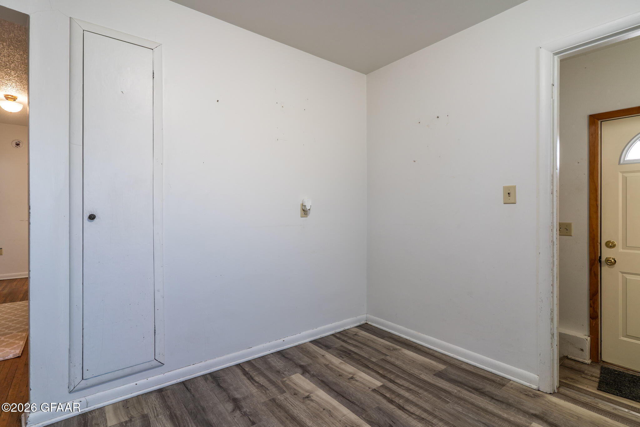 property viewer photo 5