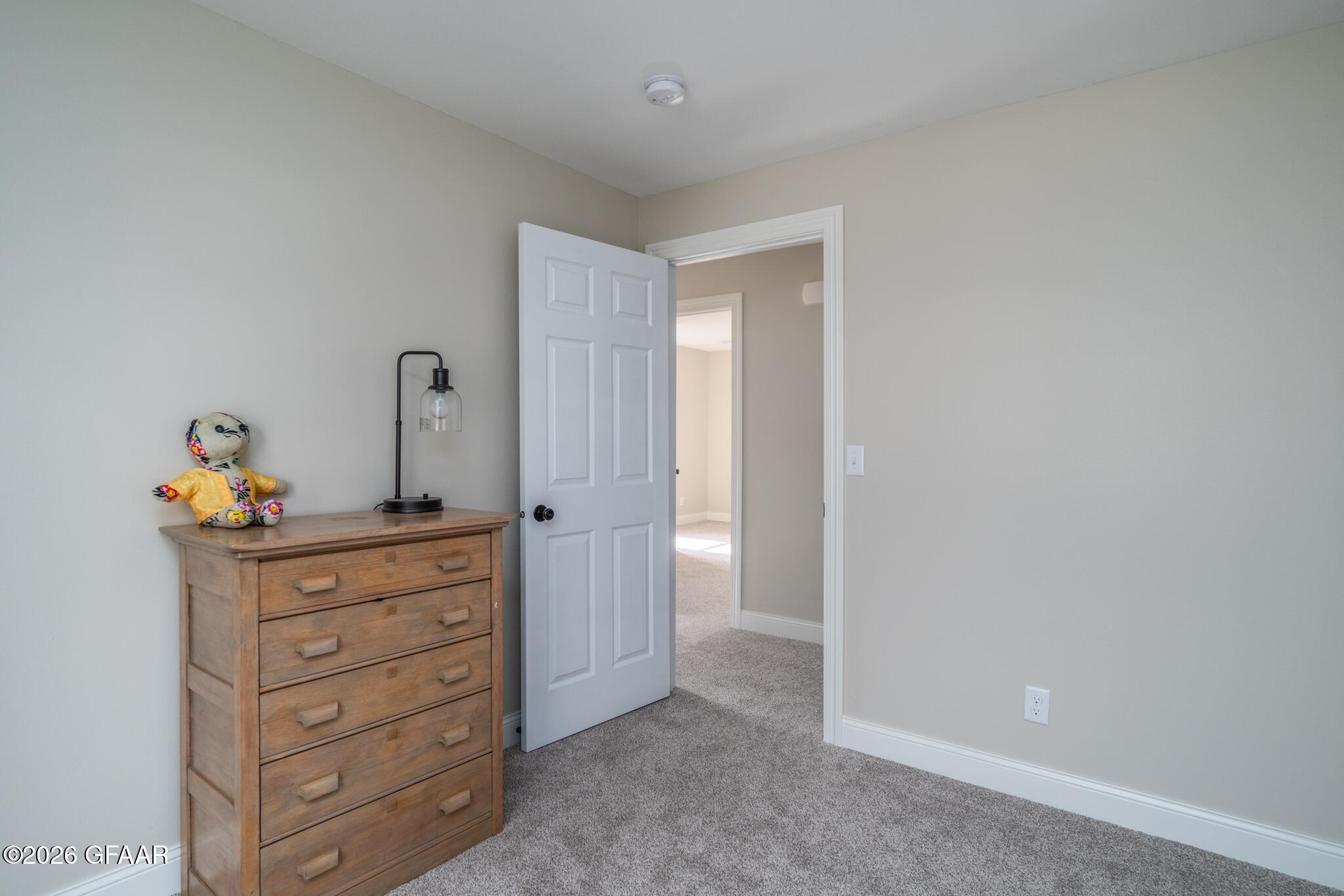property viewer photo 15