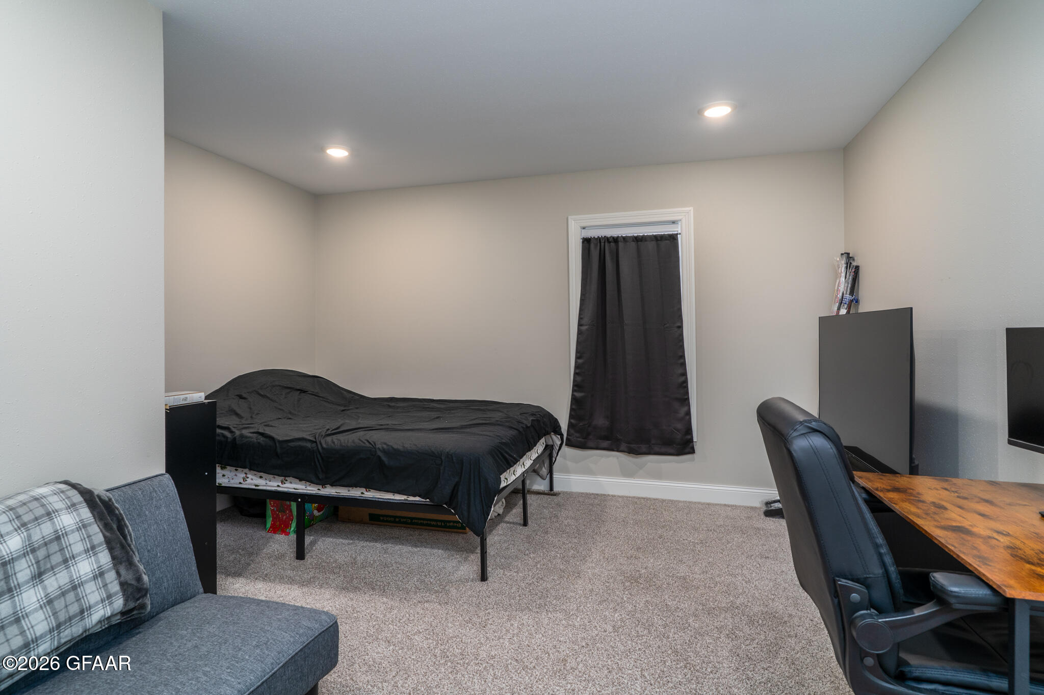 property viewer photo 16