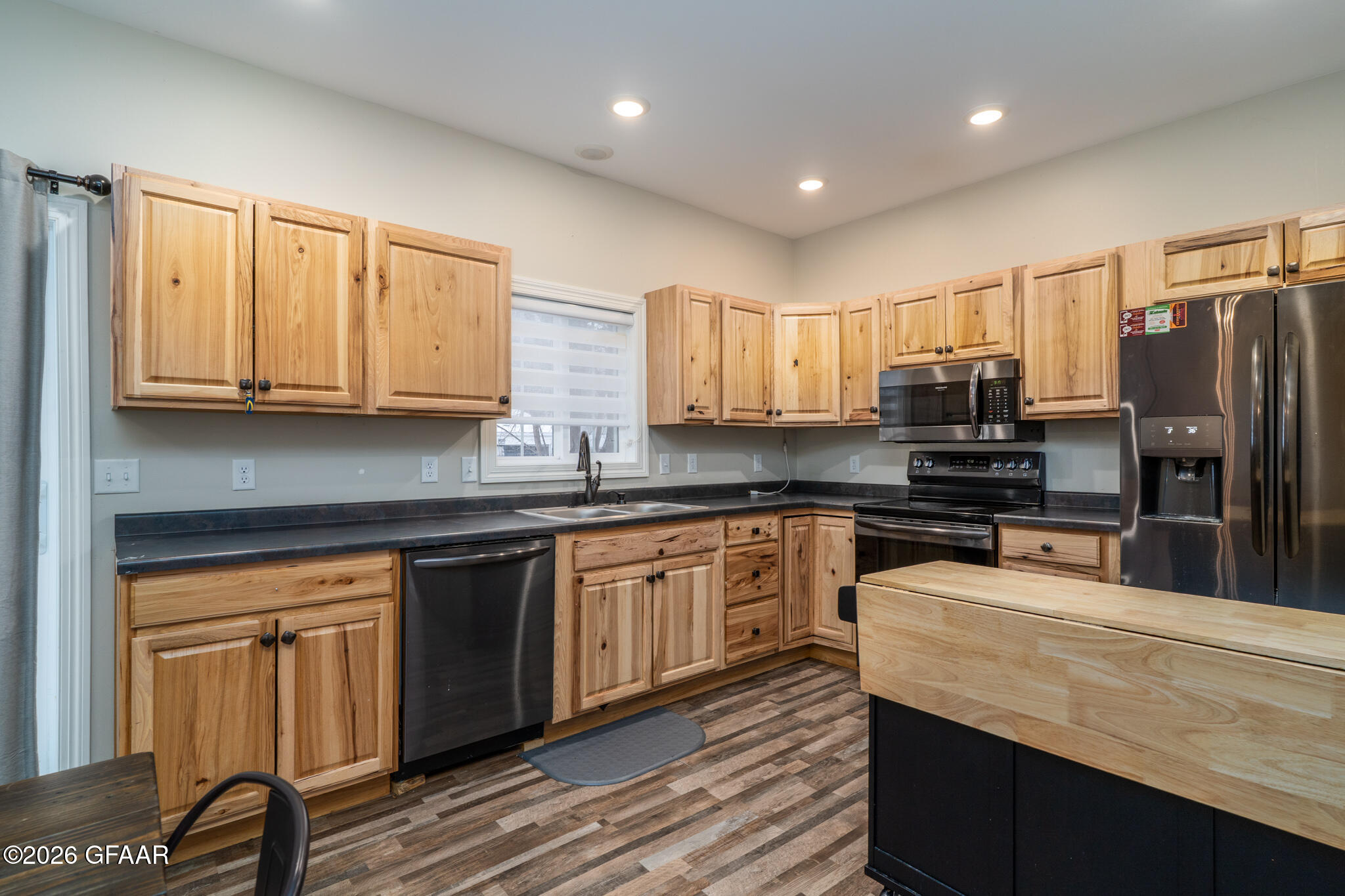 property viewer photo 5
