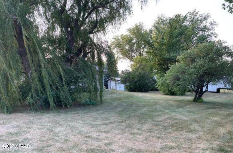 main property photo 9