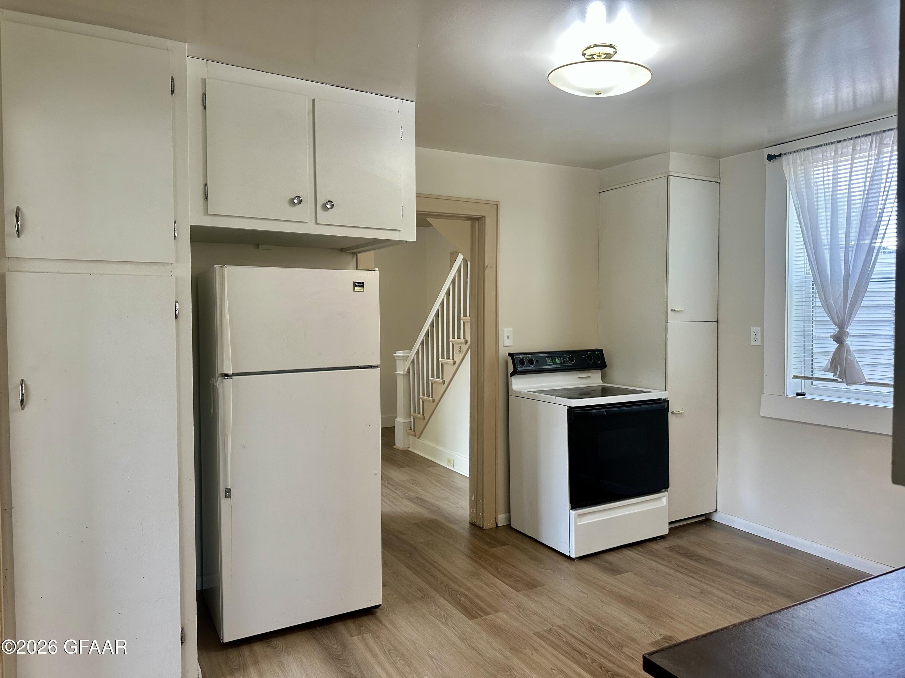 property viewer photo 10