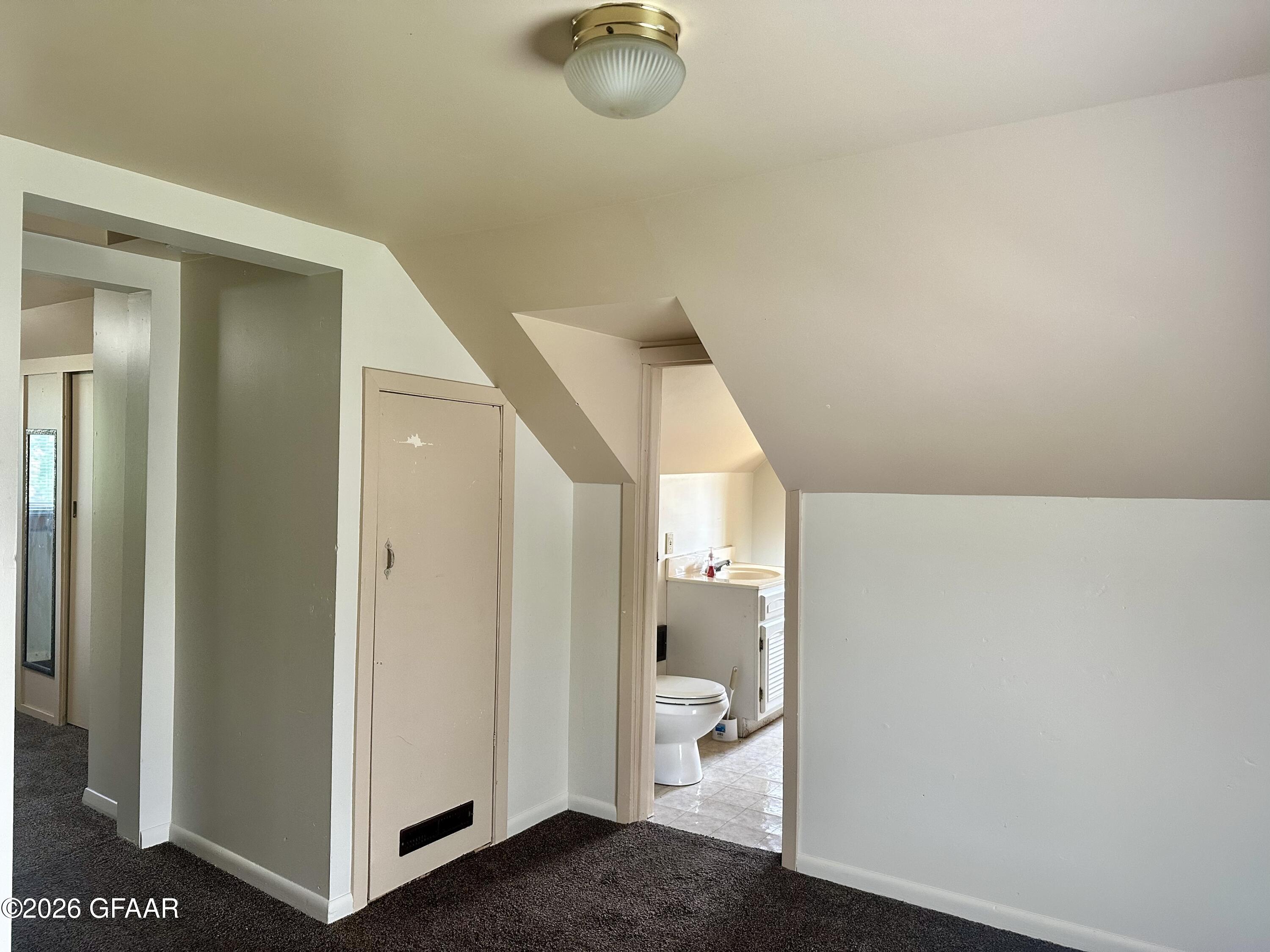 property viewer photo 16