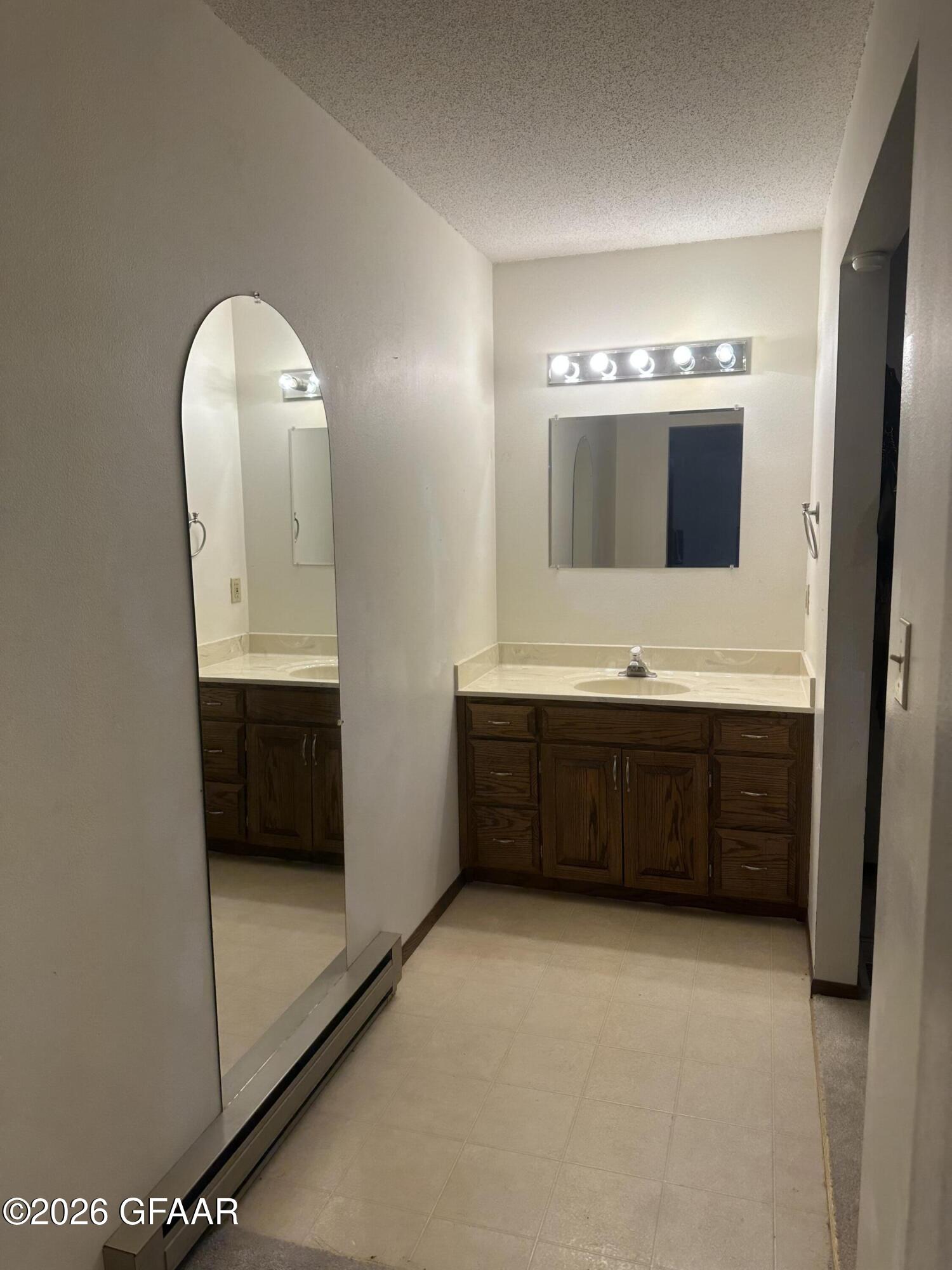 property viewer photo 14