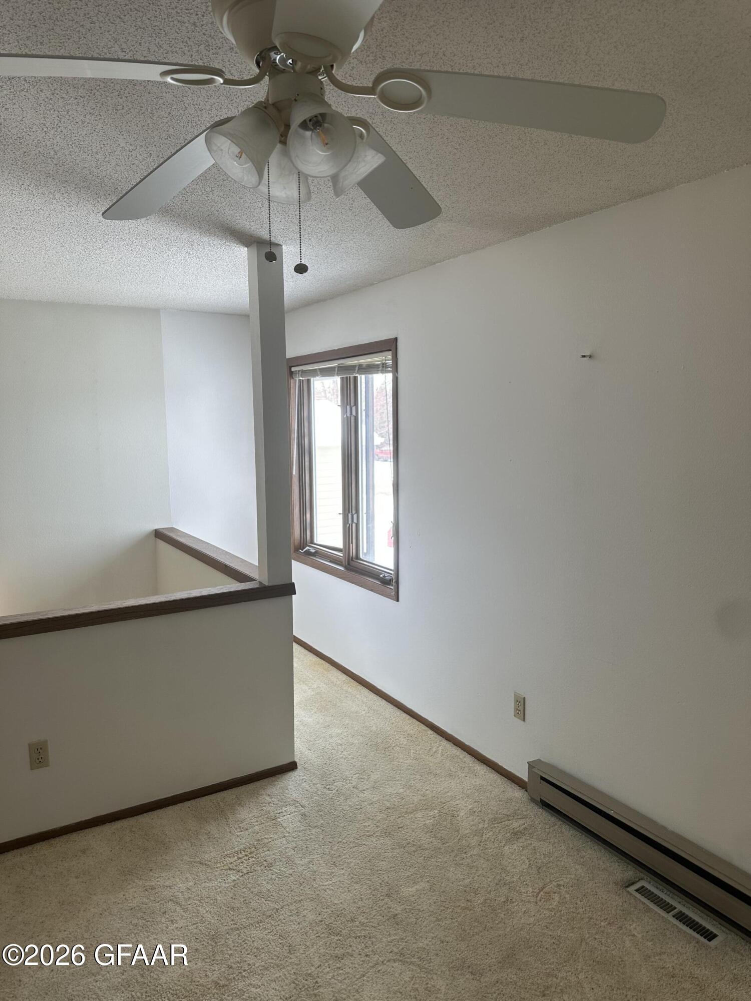 property viewer photo 18
