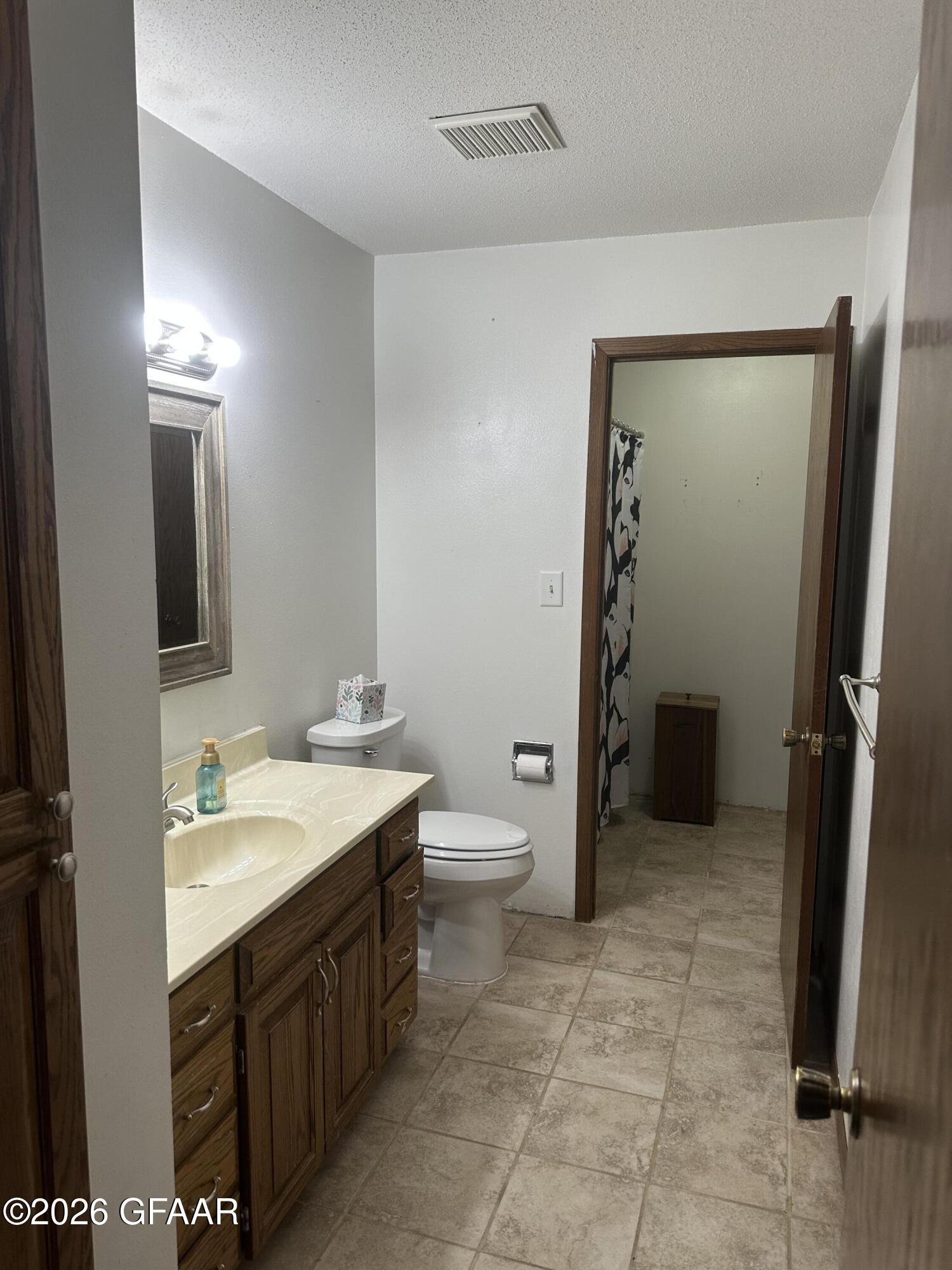 property viewer photo 9