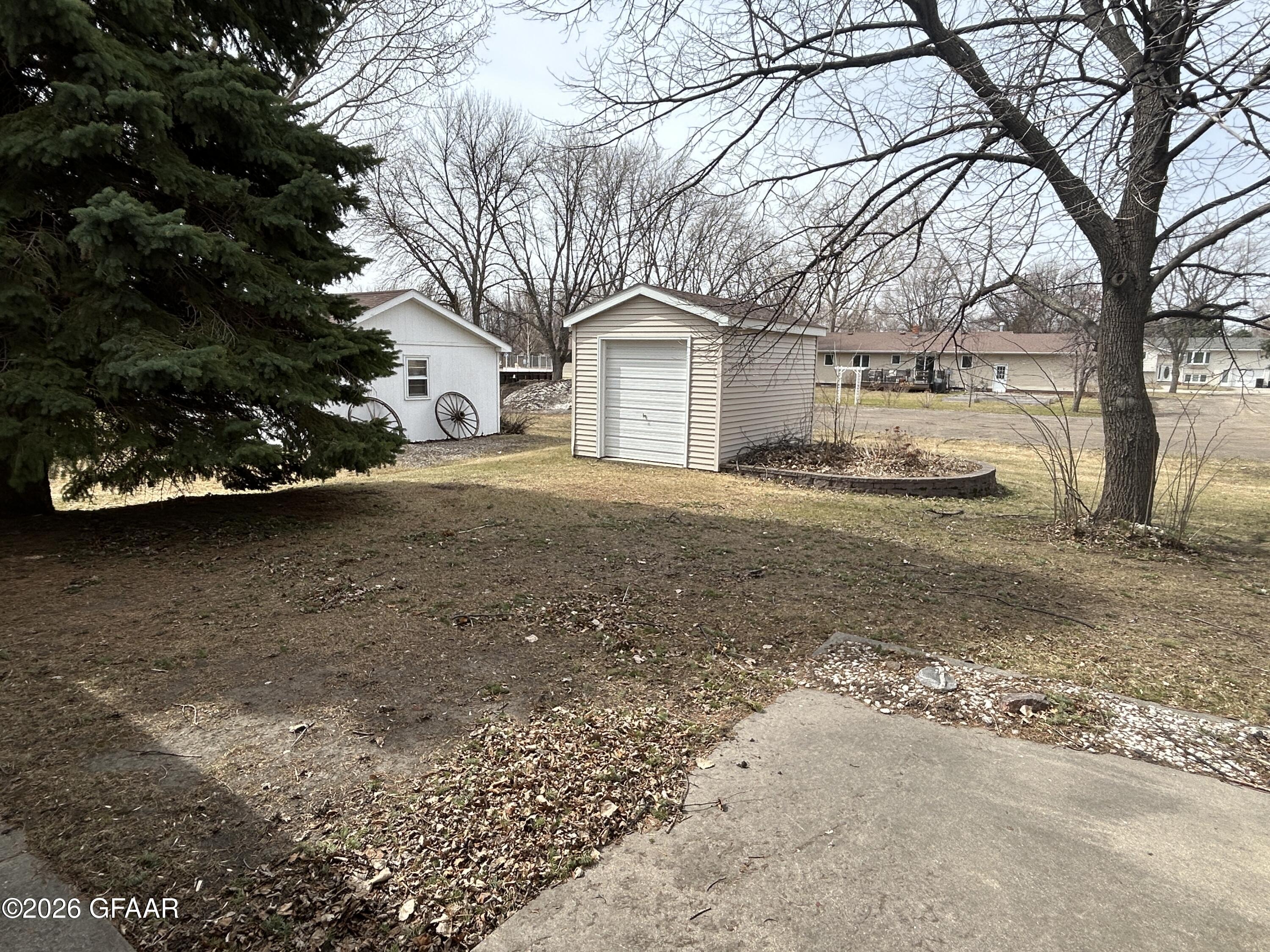 main property photo 38