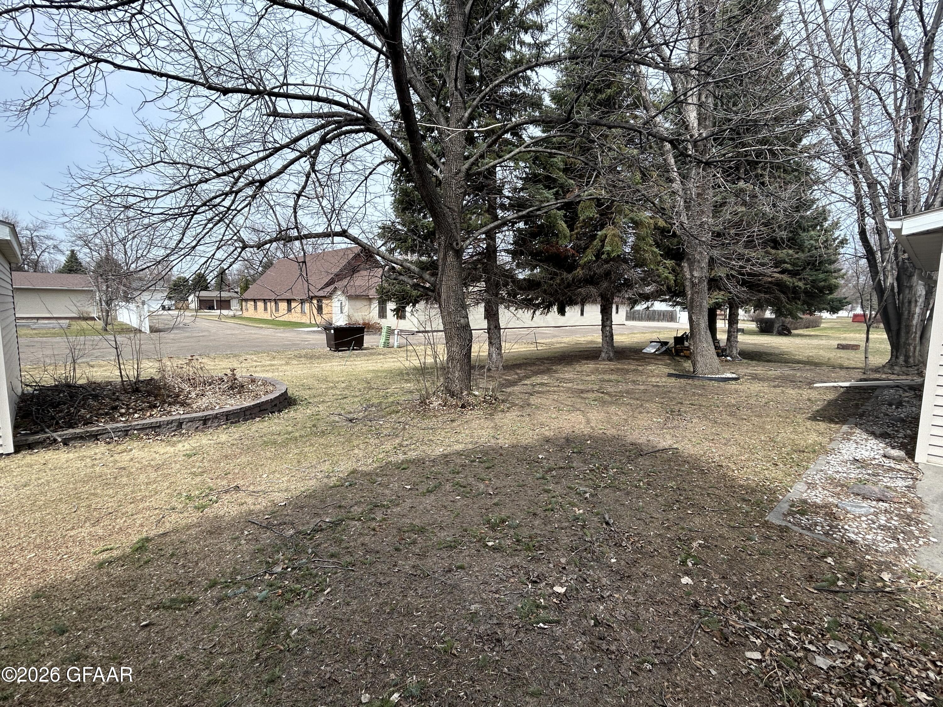 main property photo 39