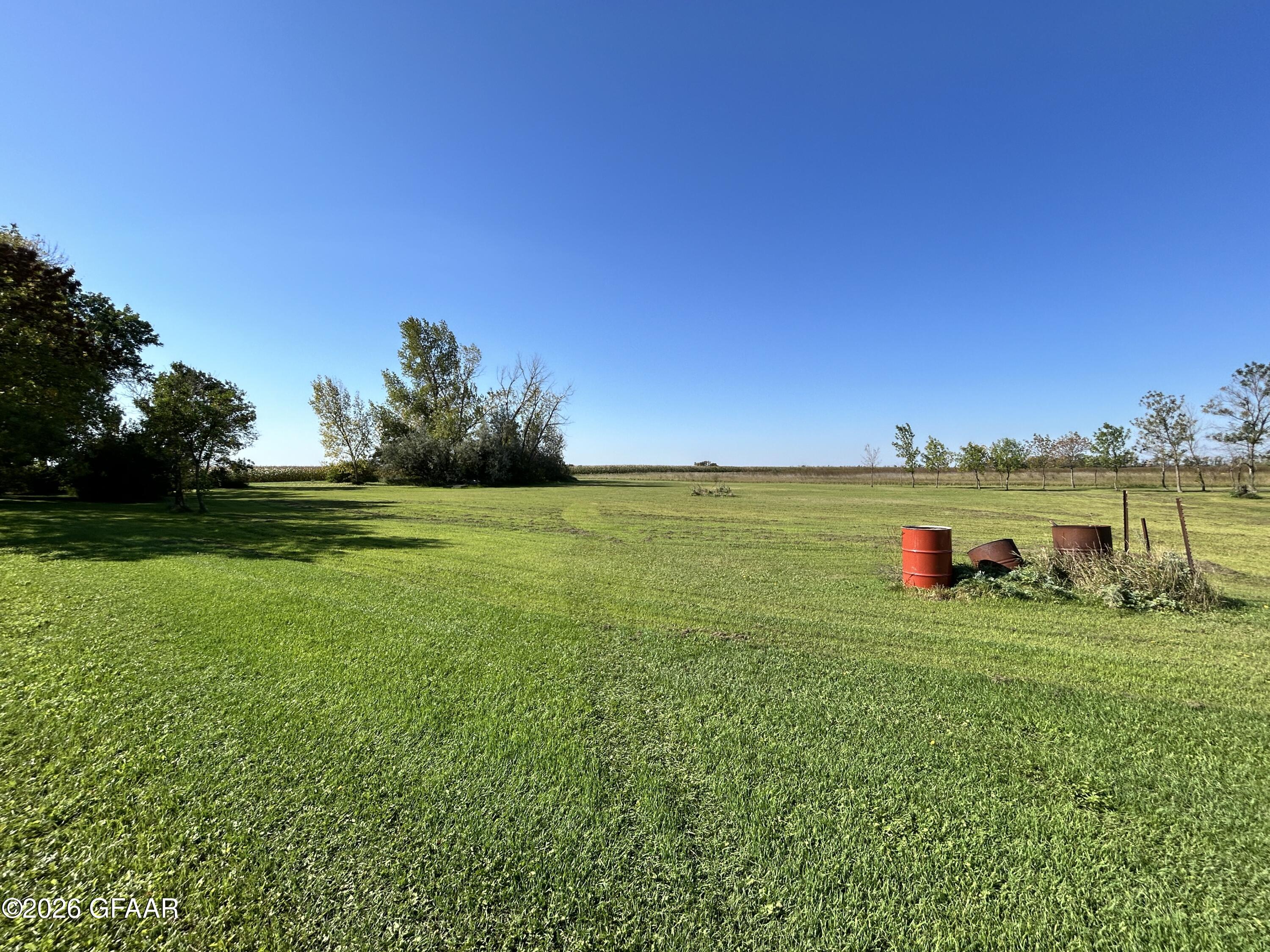 main property photo 27